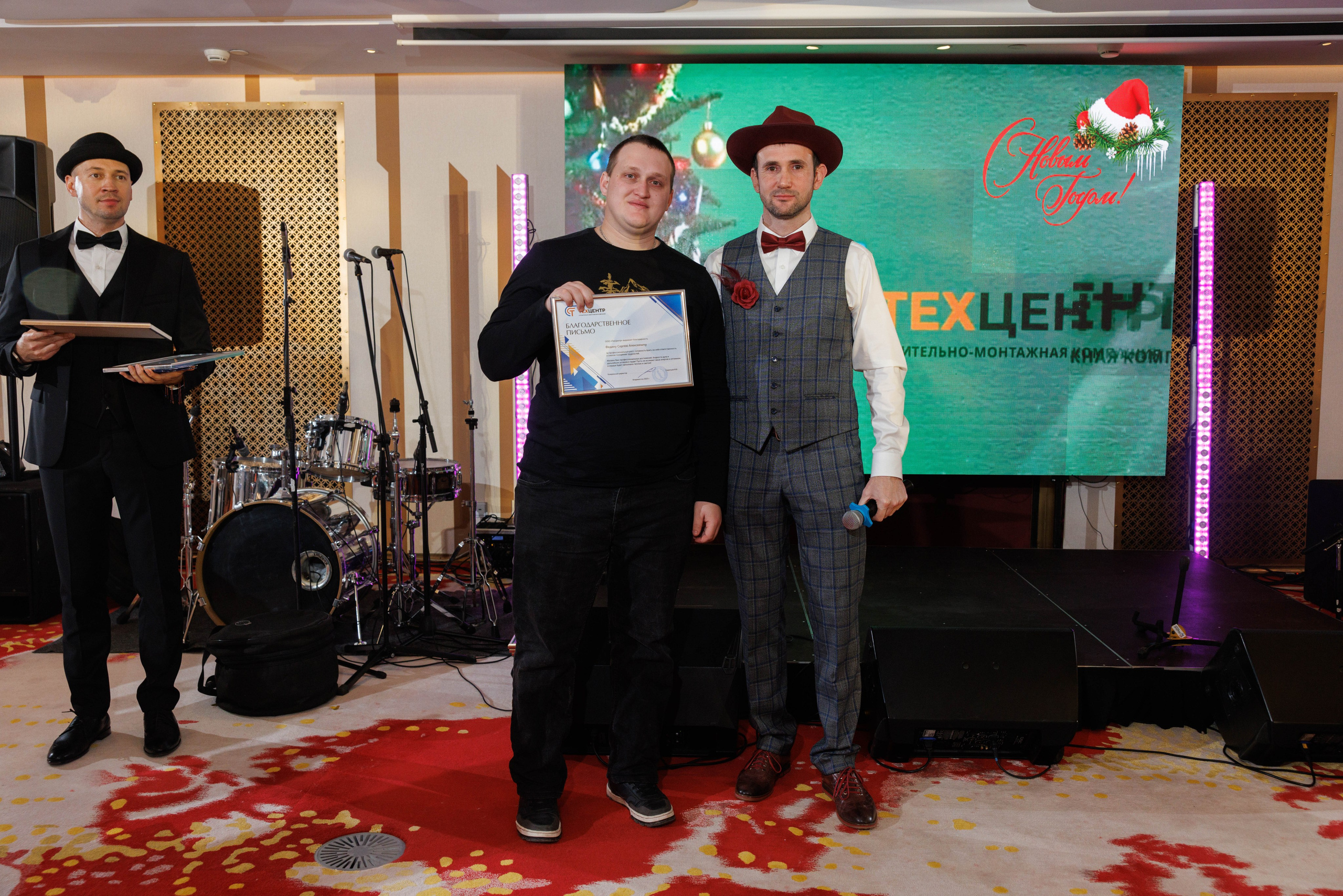 TechCenter. Фотограф во Владивостоке Максим Цой