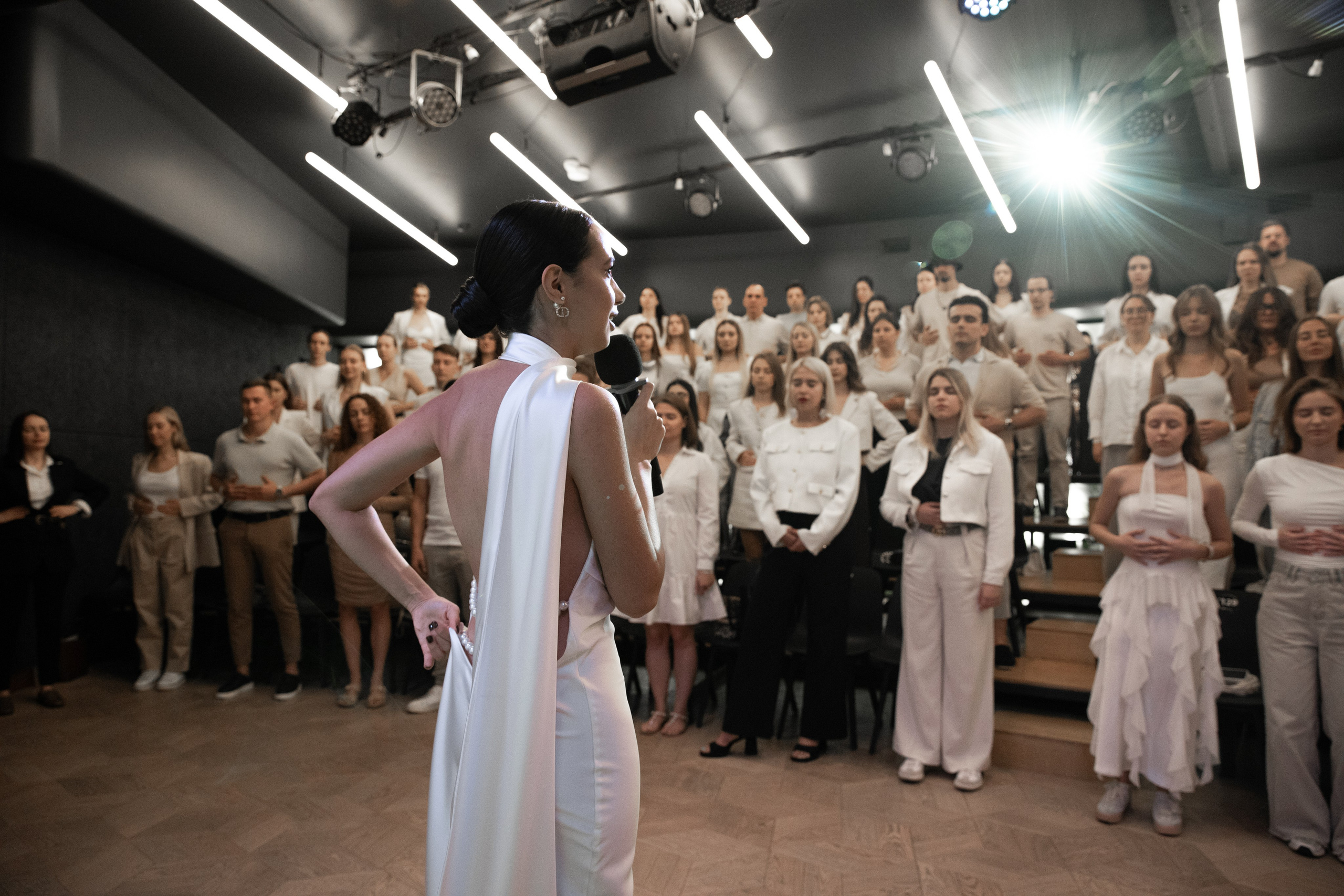 Полина Маришова | Оффлайн Тренинг по речи и голосу. Фотограф брендов и бизнеса в Москве Алексей Сентюрин