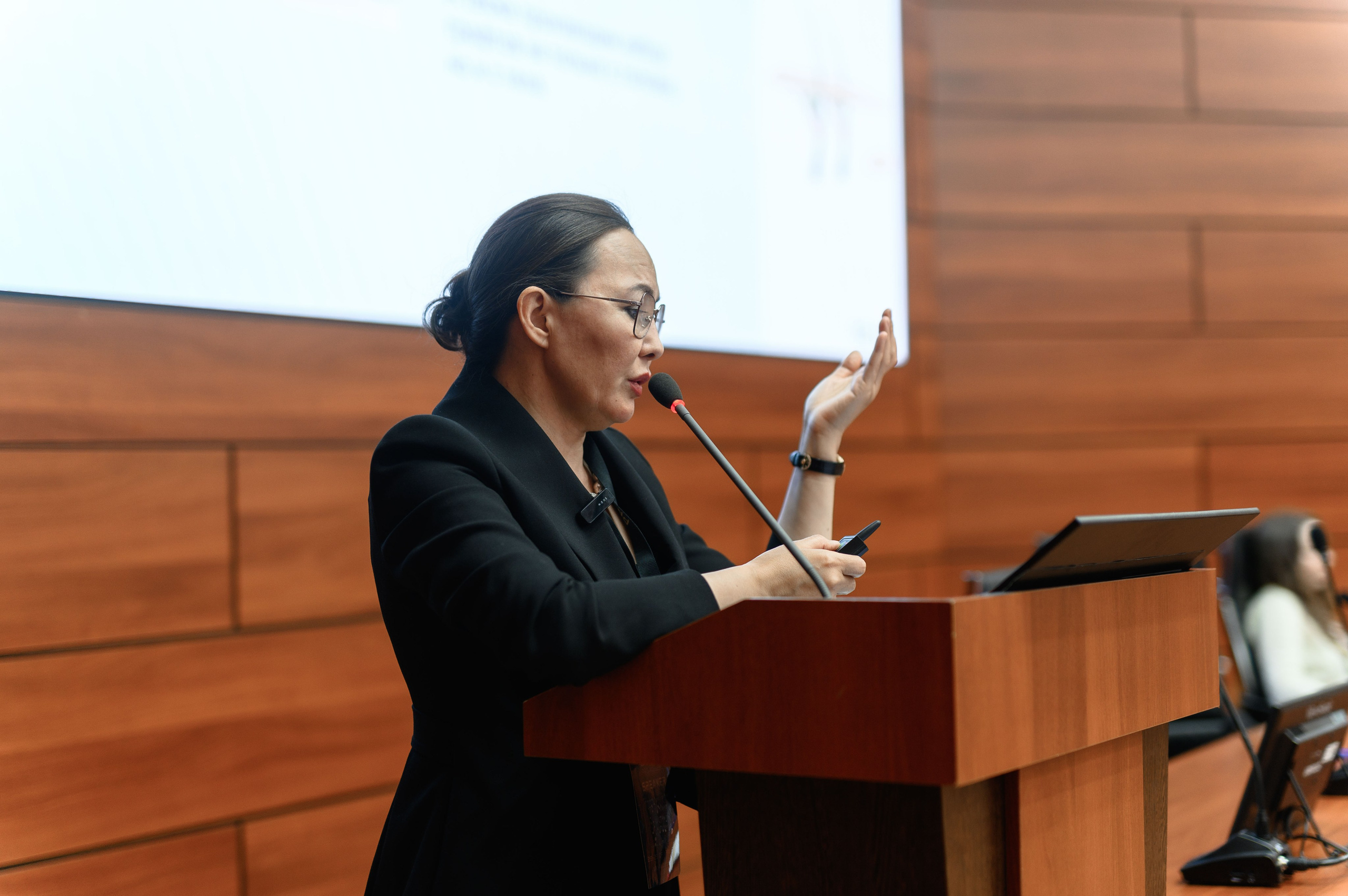 СПИКЕРЫ. PRO-AGELESS