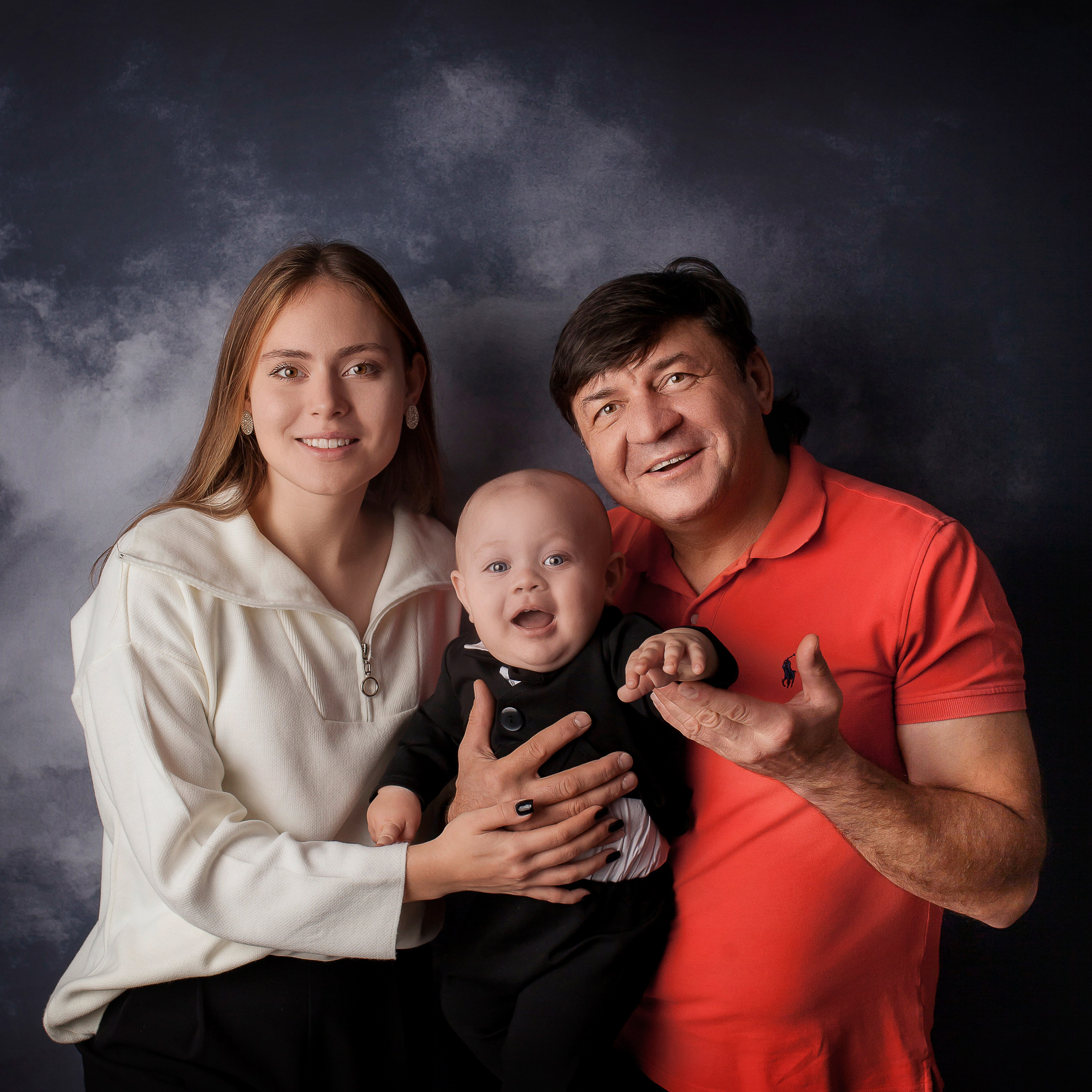 Годовасие — мальчики. Фотограф новорожденных в Новокузнецке Анна Горошникова