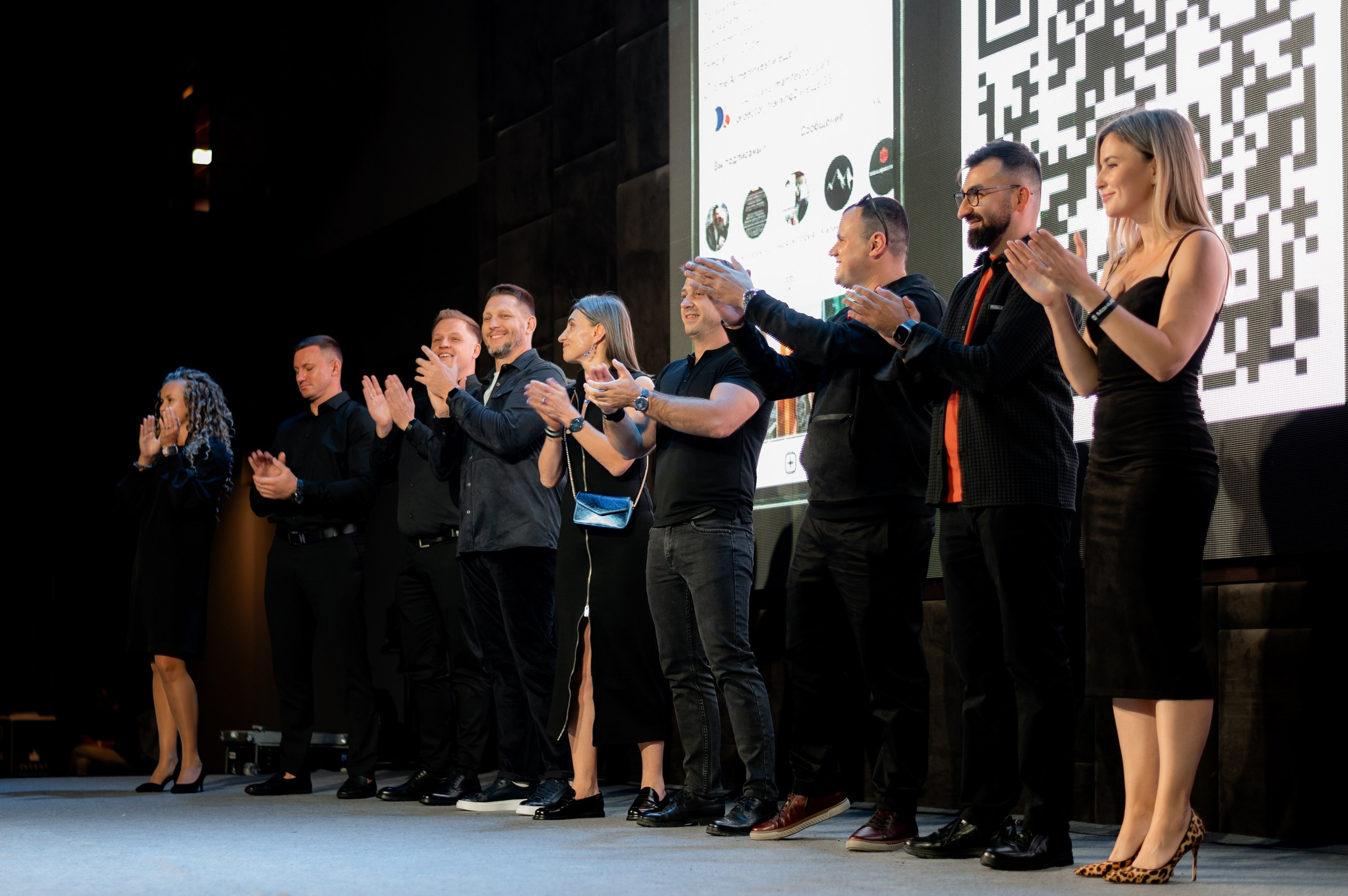 Манифестор. Фотограф в Москве. Антон S