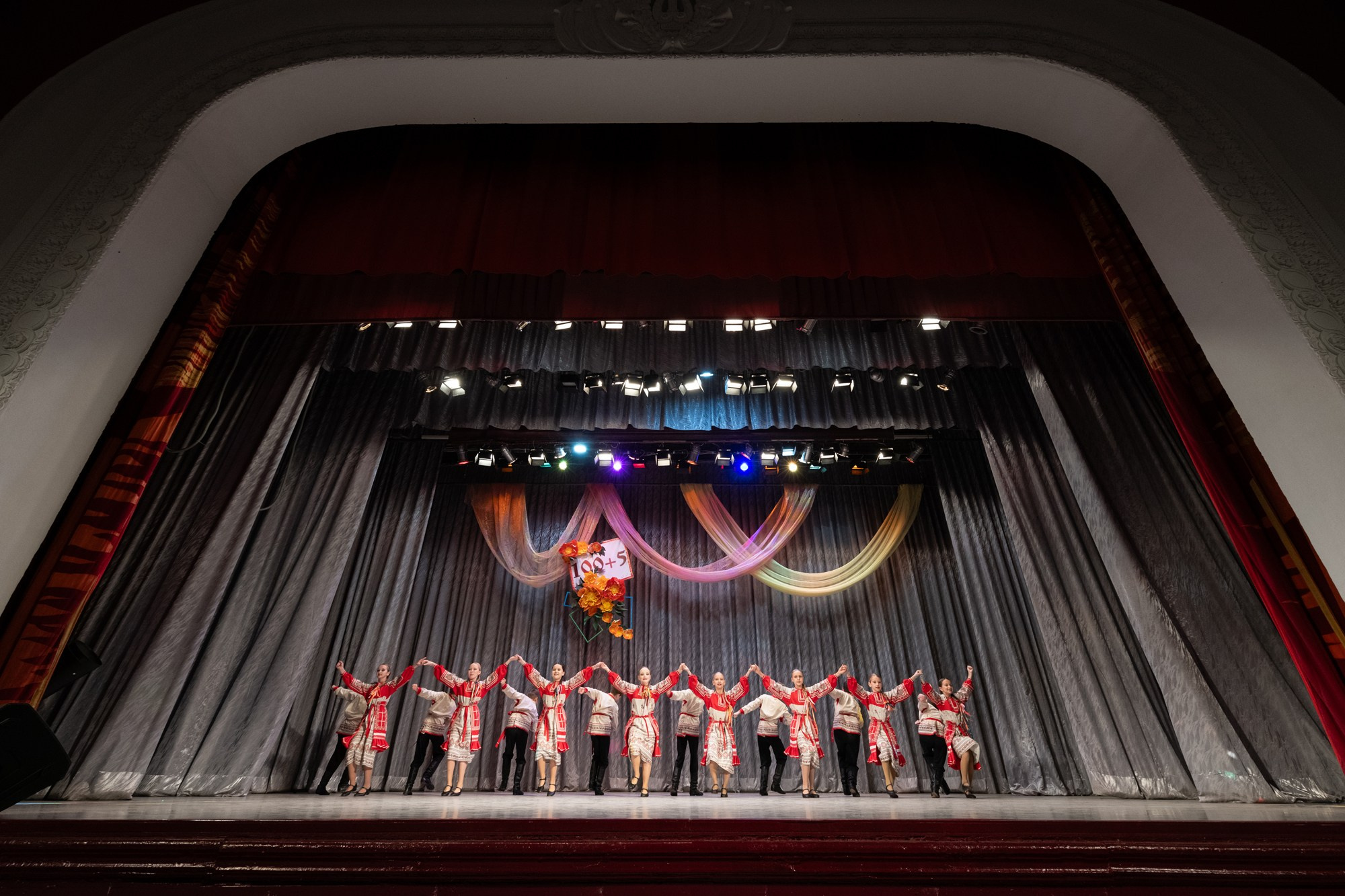 Юбилей ДК Красный Перекоп. 100+5. Фотосъёмка интерьеров и архитектуры гостиниц, промышленная съёмка