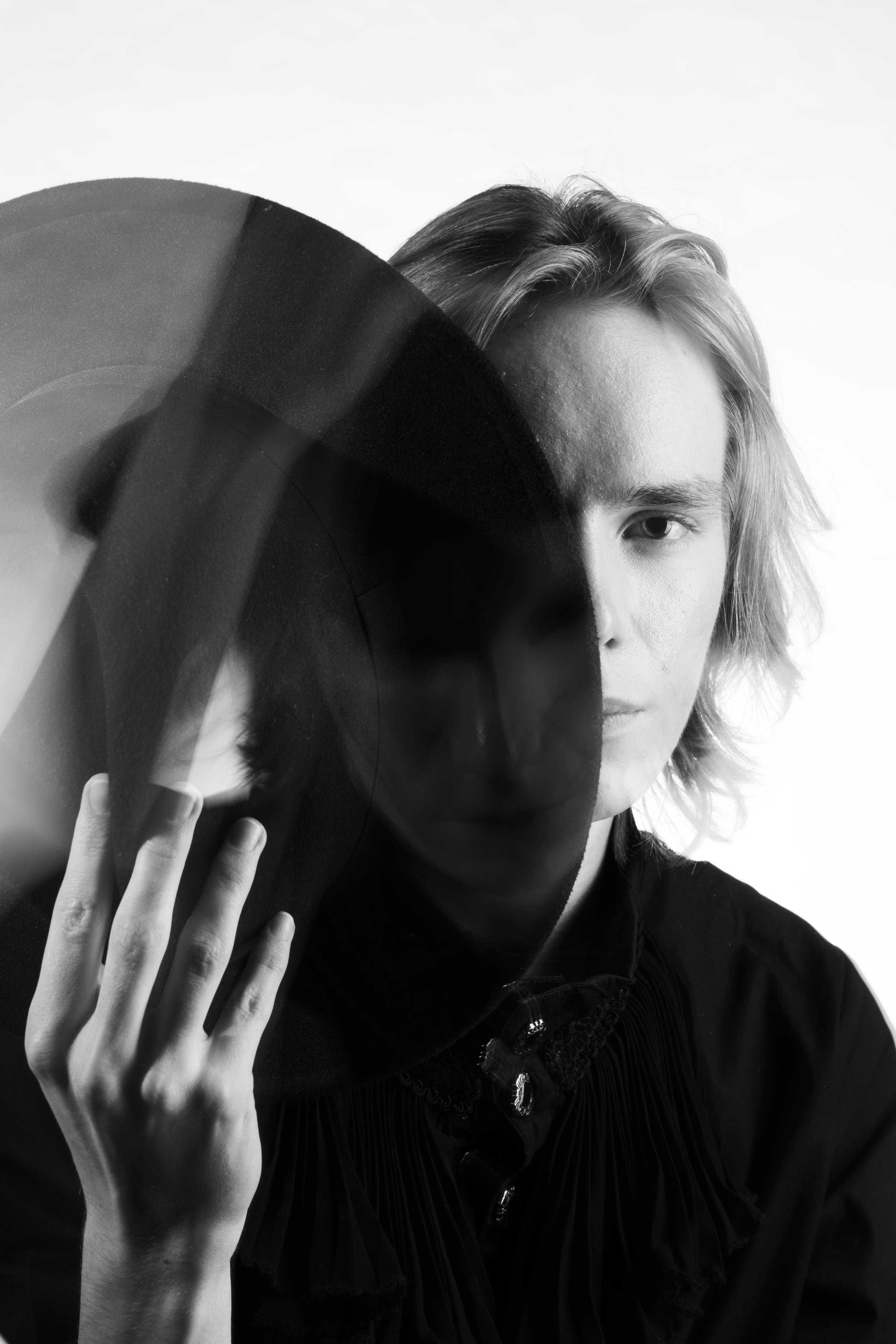 Свет. Елизавета БаковА