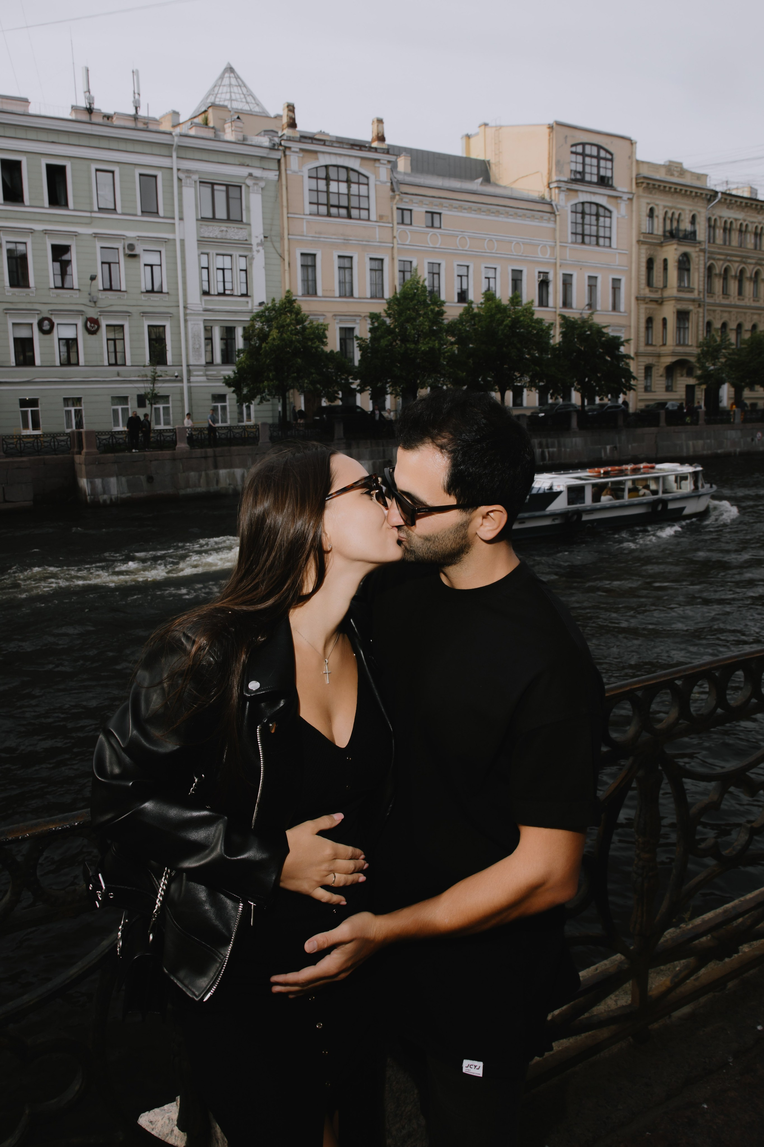 Даша и Набиль Love Story. Фотограф в Москве и Санкт-Петербурге Дарина