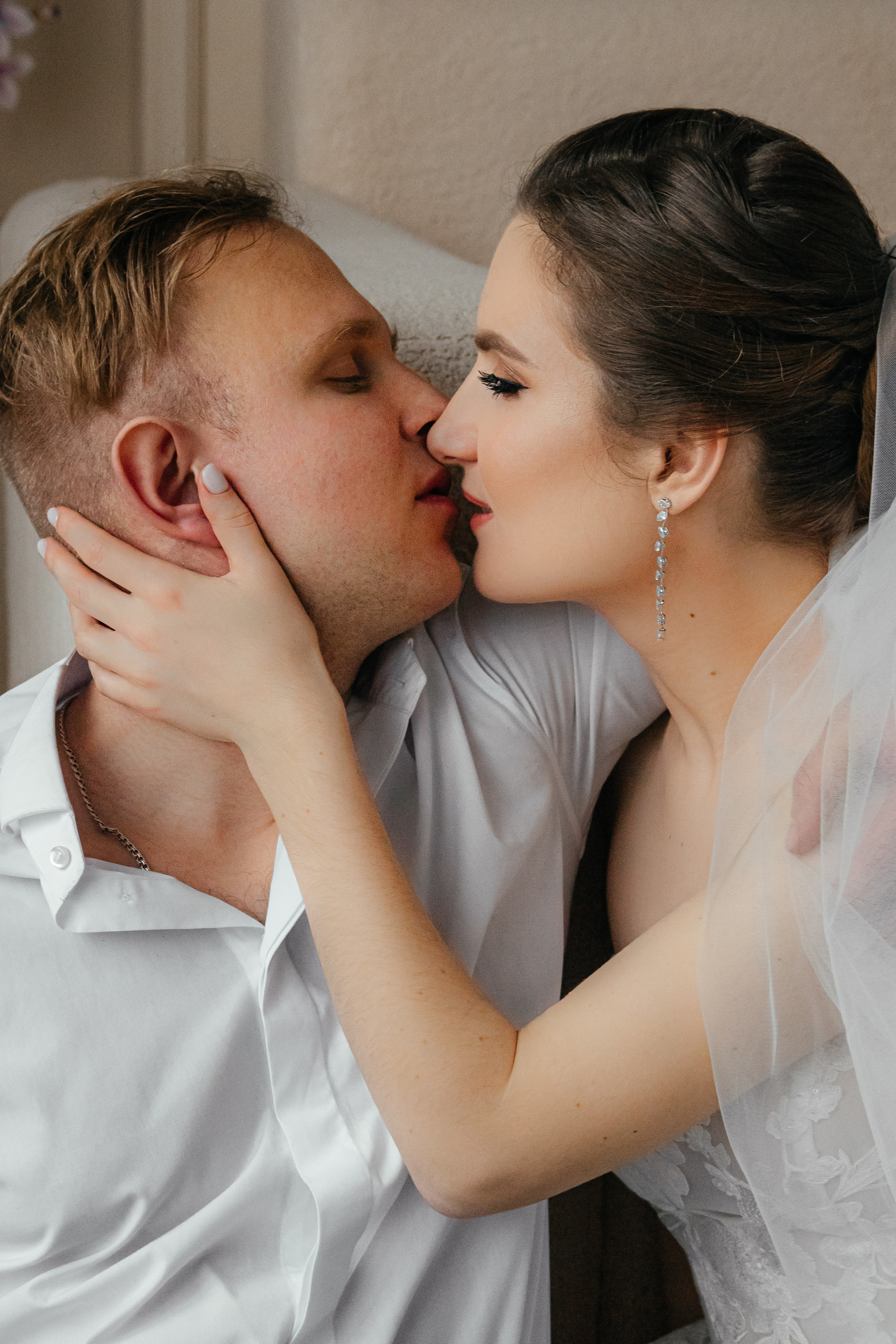 Привет, я - Кирилл, свадебный фотограф из Минска. Выезжаю по всей Беларуси.