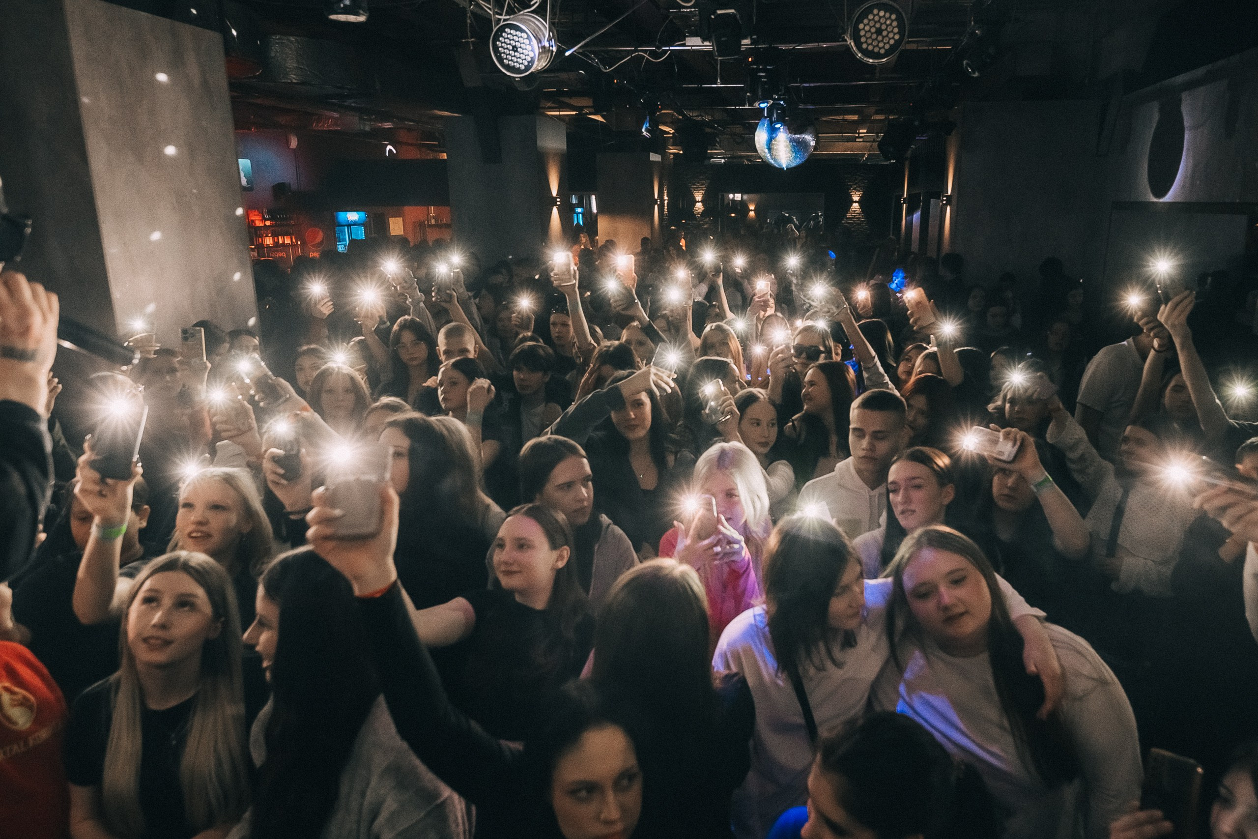 8 MARCH WOMENS DAY PARTY. Фотограф в Кемерово Владислав Шульц