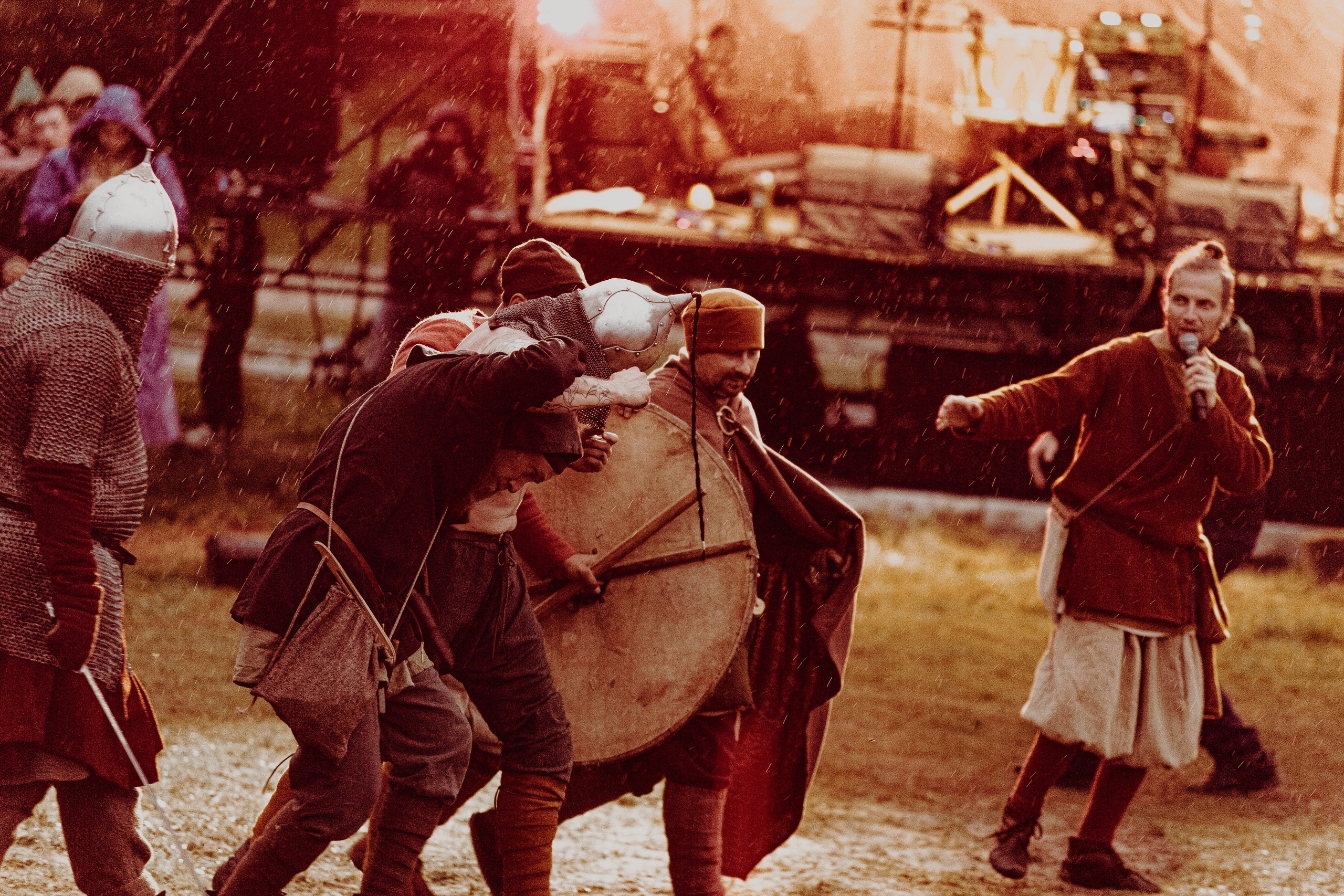 Фестиваль «Абалакское поле» XVI. Арт-фотограф Крис Л. в Тобольске: портрет, семейные, свадьбы