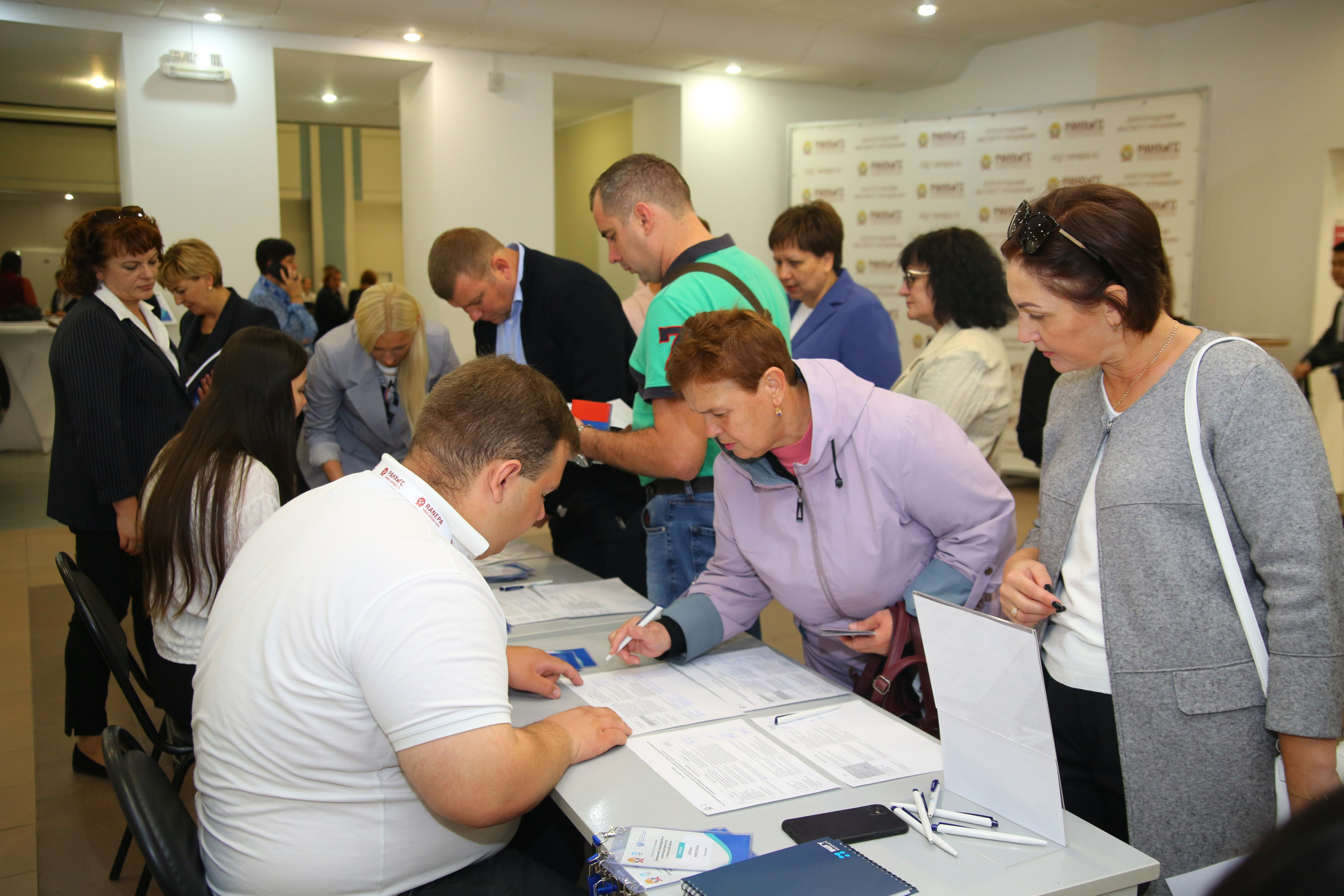 Модуль «РАНХиГС». Свадебный и детский фотограф в Волгограде Слава Белов