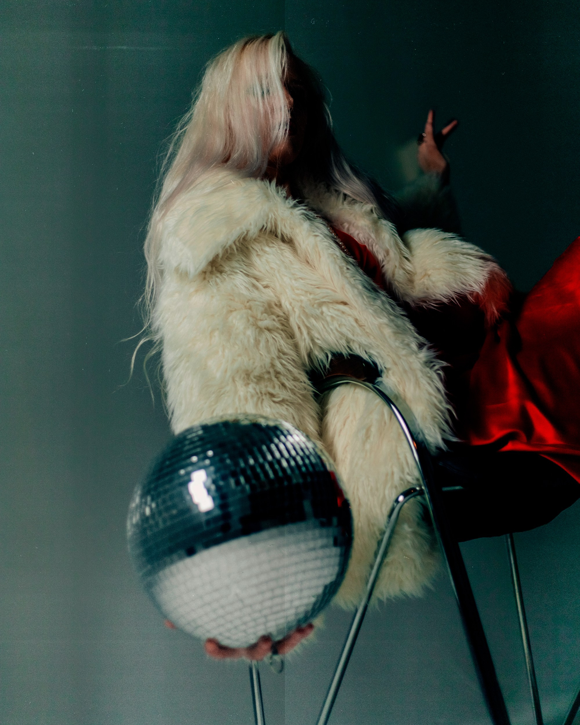 Чёрная луна. Рокография. Аля Рашпиль. Фотограф Москва