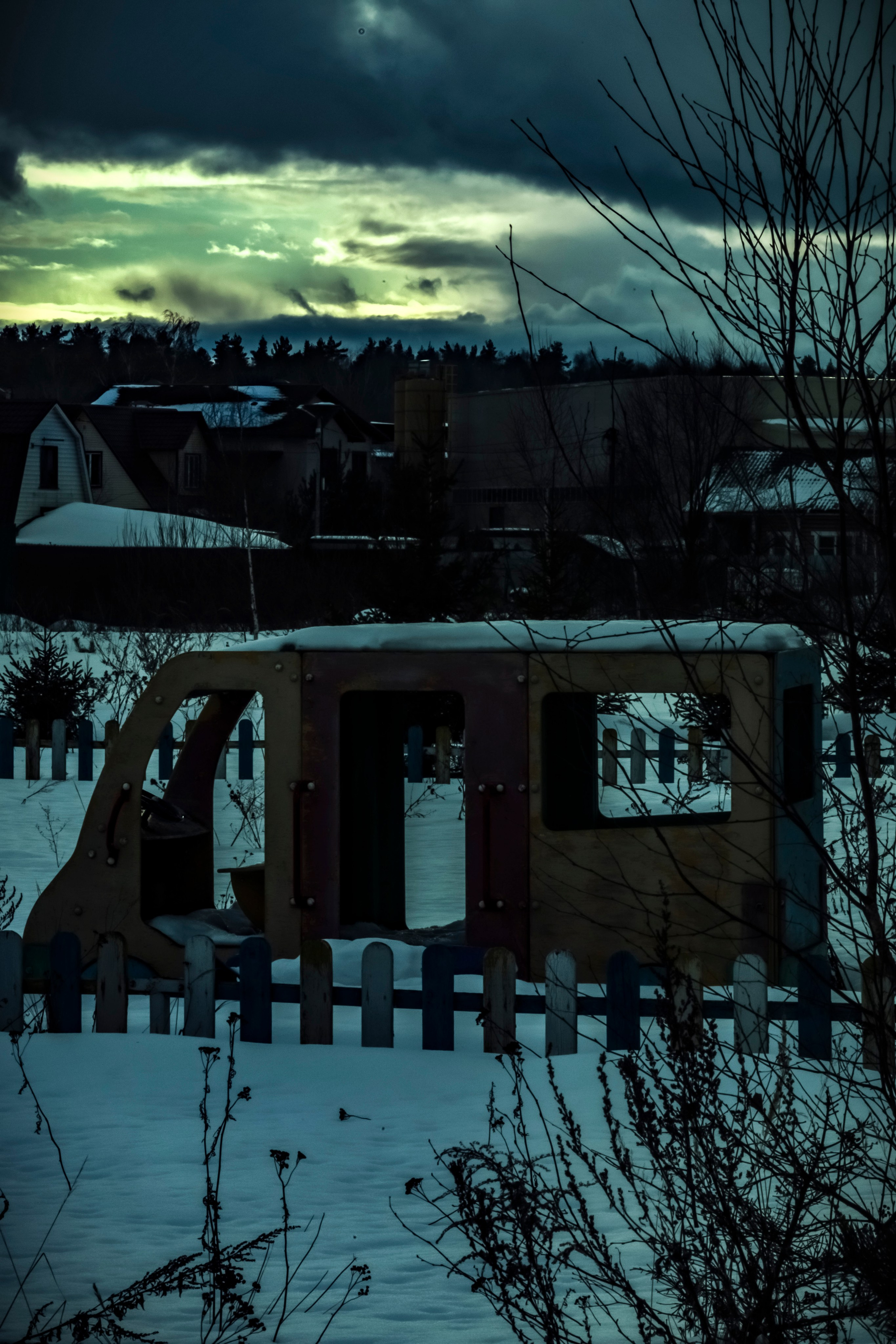 Прогулка цвет. Фотограф художник модель Юра Козлов Москва