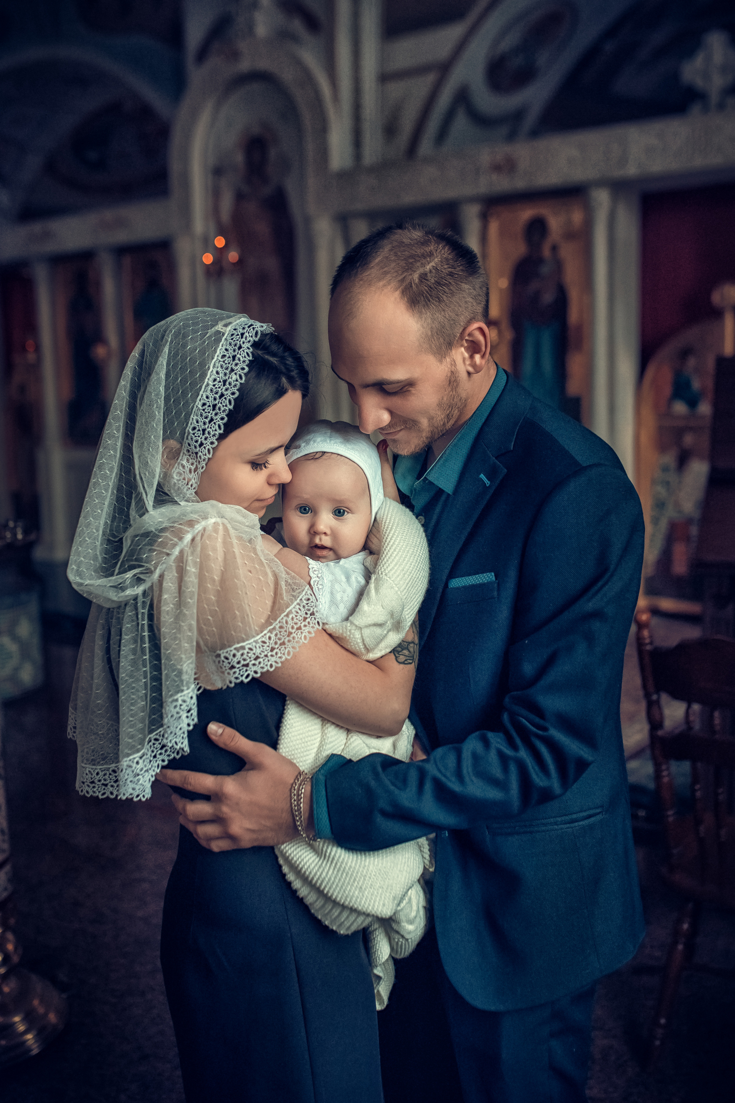 Крещение Максима в церкви Знамения Божией Матери в г. Бор. Екатерина Крапивина фотограф церковных Таинств в Нижний Новгороде