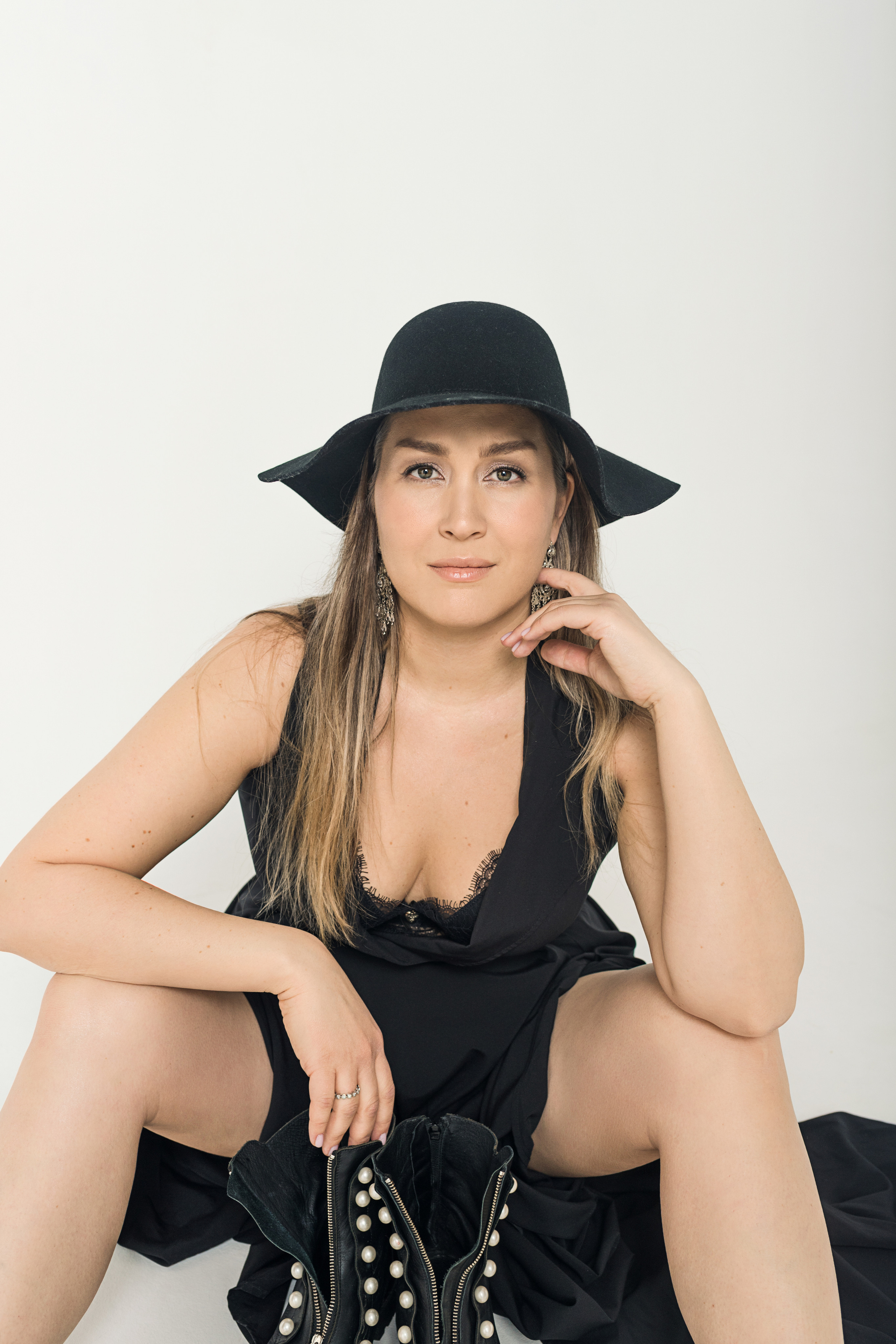 Fashion studio. Бренд контент фотограф Виктория Мурга, Москва и Зеленоград