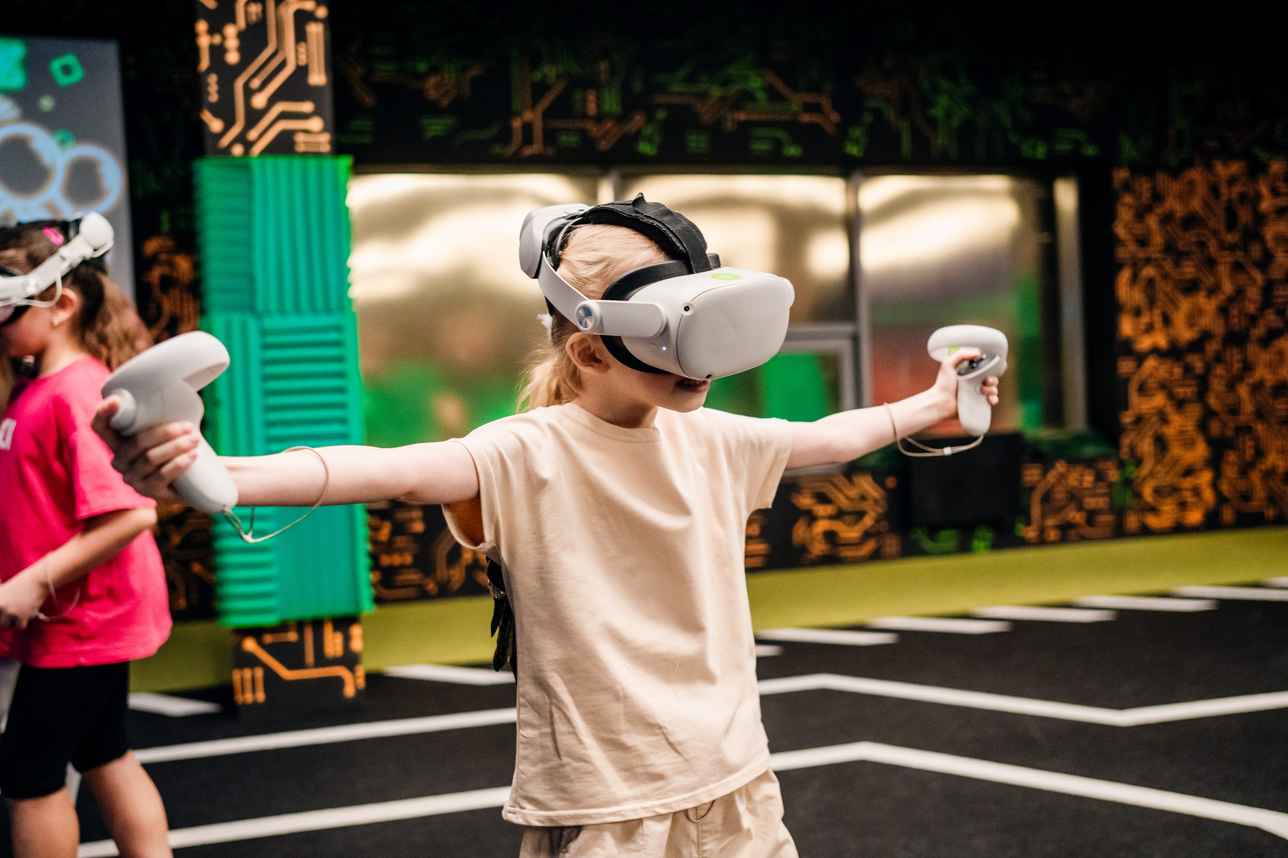 VR (November-December 2024). Felixtones