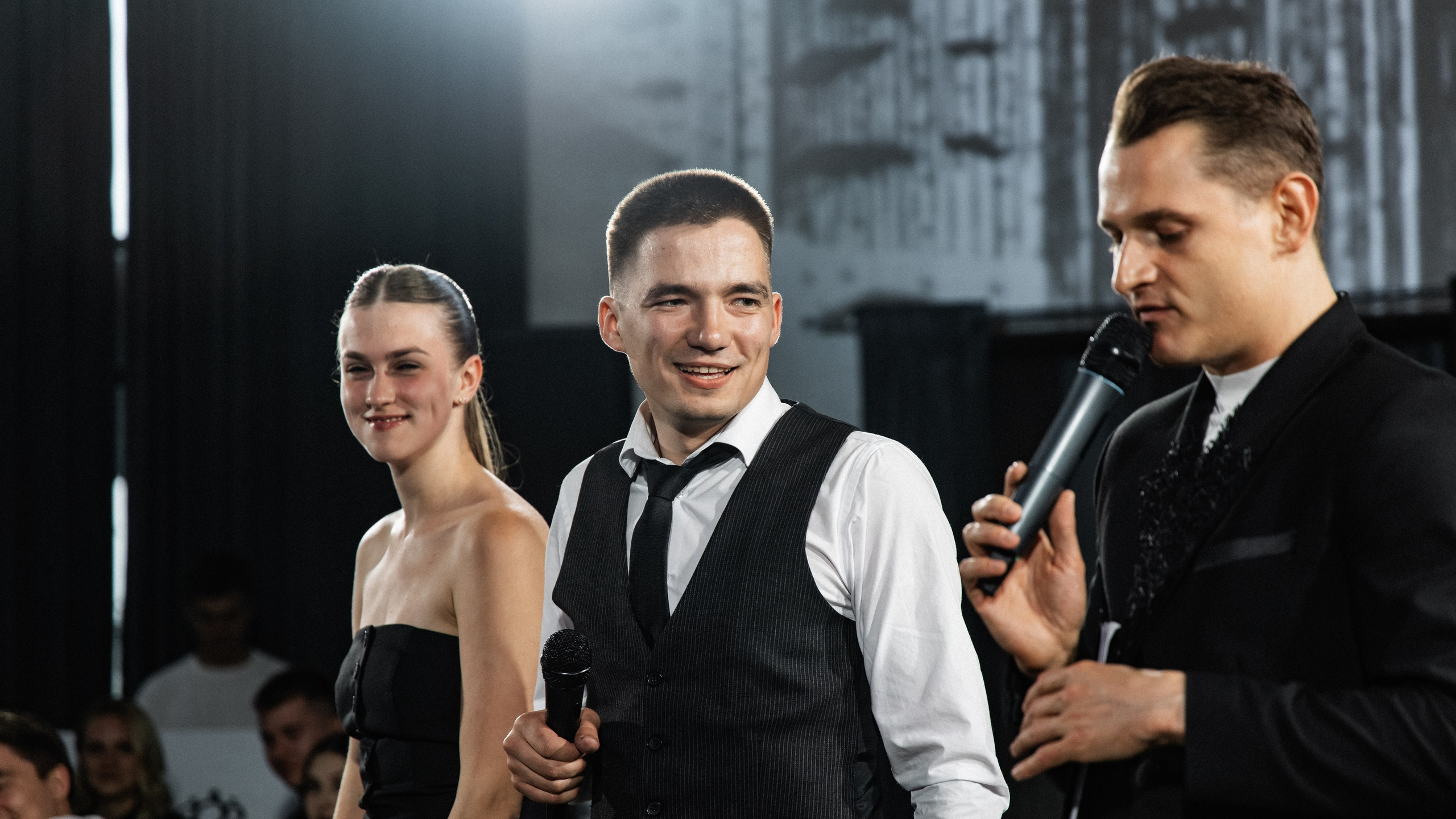 Данил и Любовь, мои фото с этого праздника. я был гость). Свадебный и семейный фотограф в г. Волхов Алексей Кочерыжкин