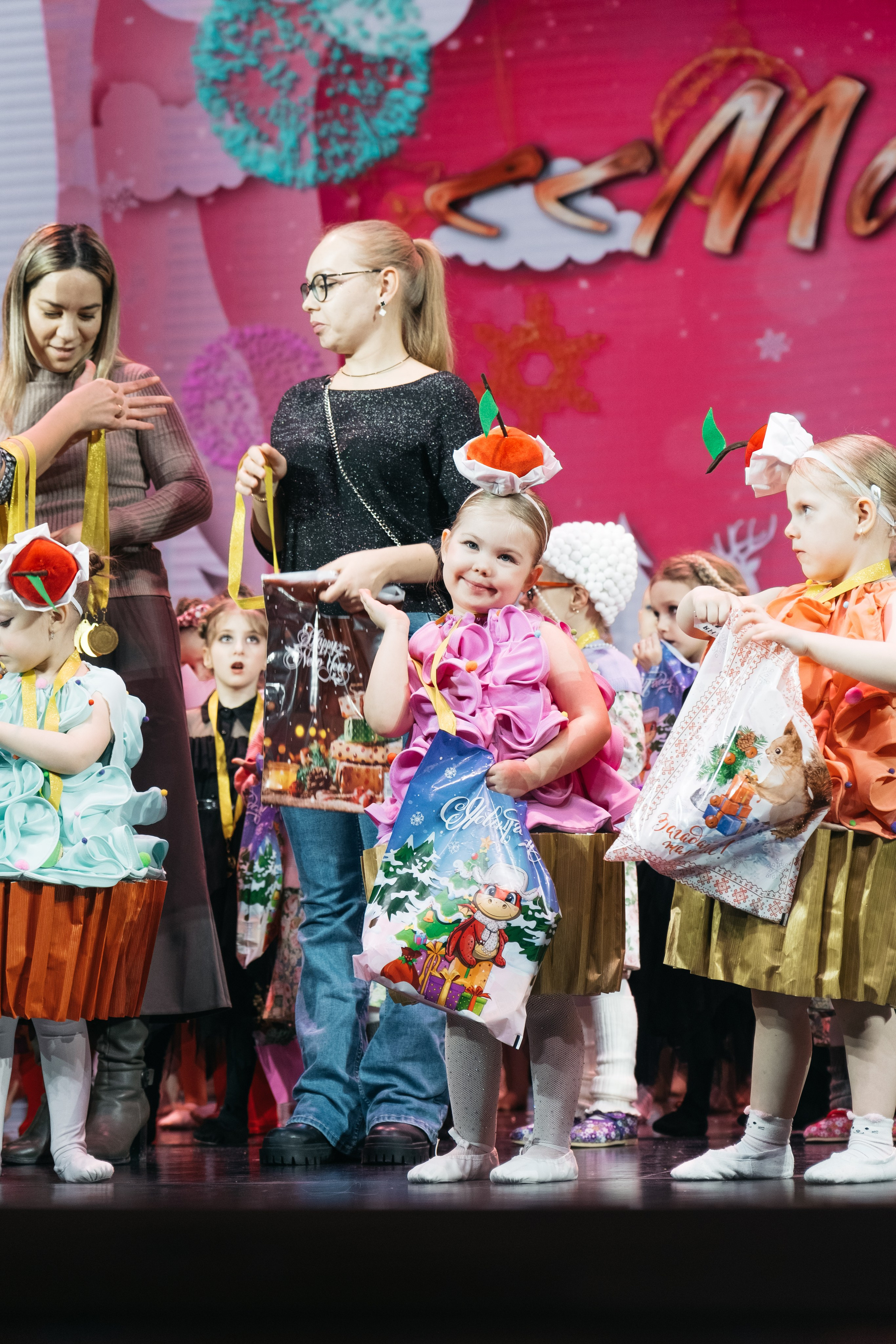 СурГУ 23.12.23. Репортажный и свадебный фотограф в Сургуте