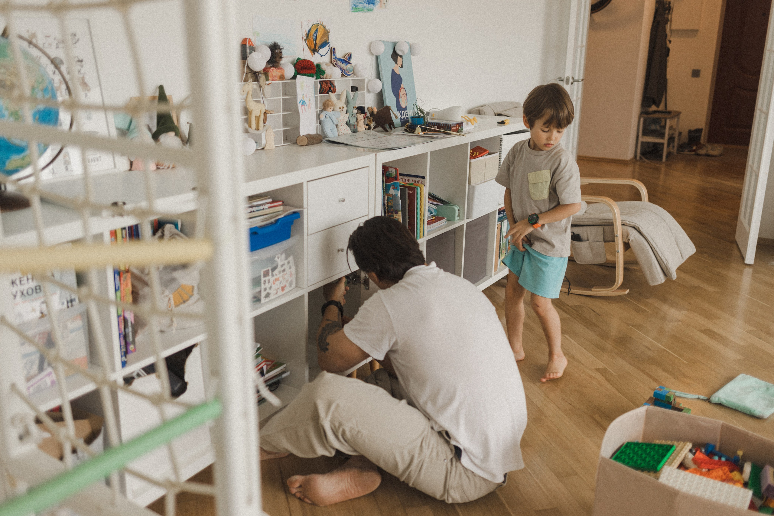 Катя, Паша, Валера и Родион ждут братика. Семейный фотограф в Москве