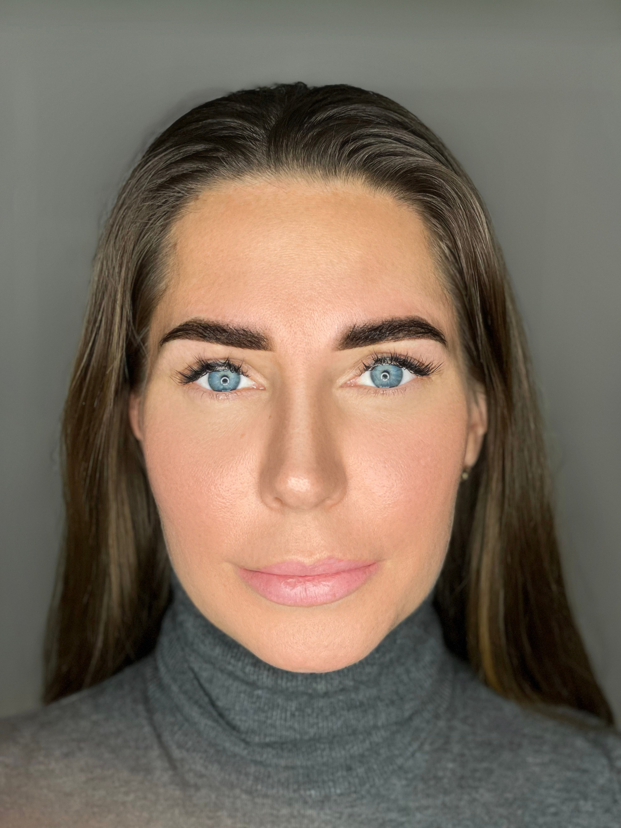 Анастасия. Студия перманентного макияжа, косметологии и массажа SYMMETRY в Москве, м. Киевская