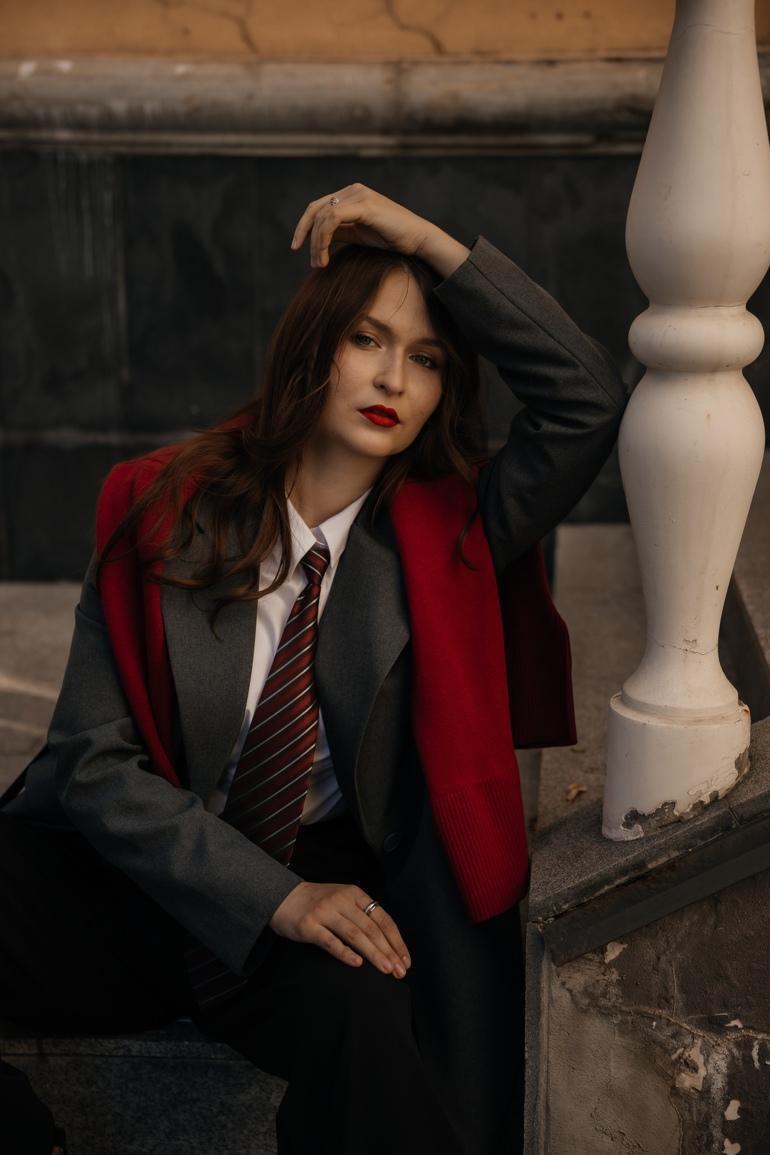 Софа. Прогулочная фотосессия у Победы. Свадебный и семейный фотограф в Новосибирске Ирина Дорошкова