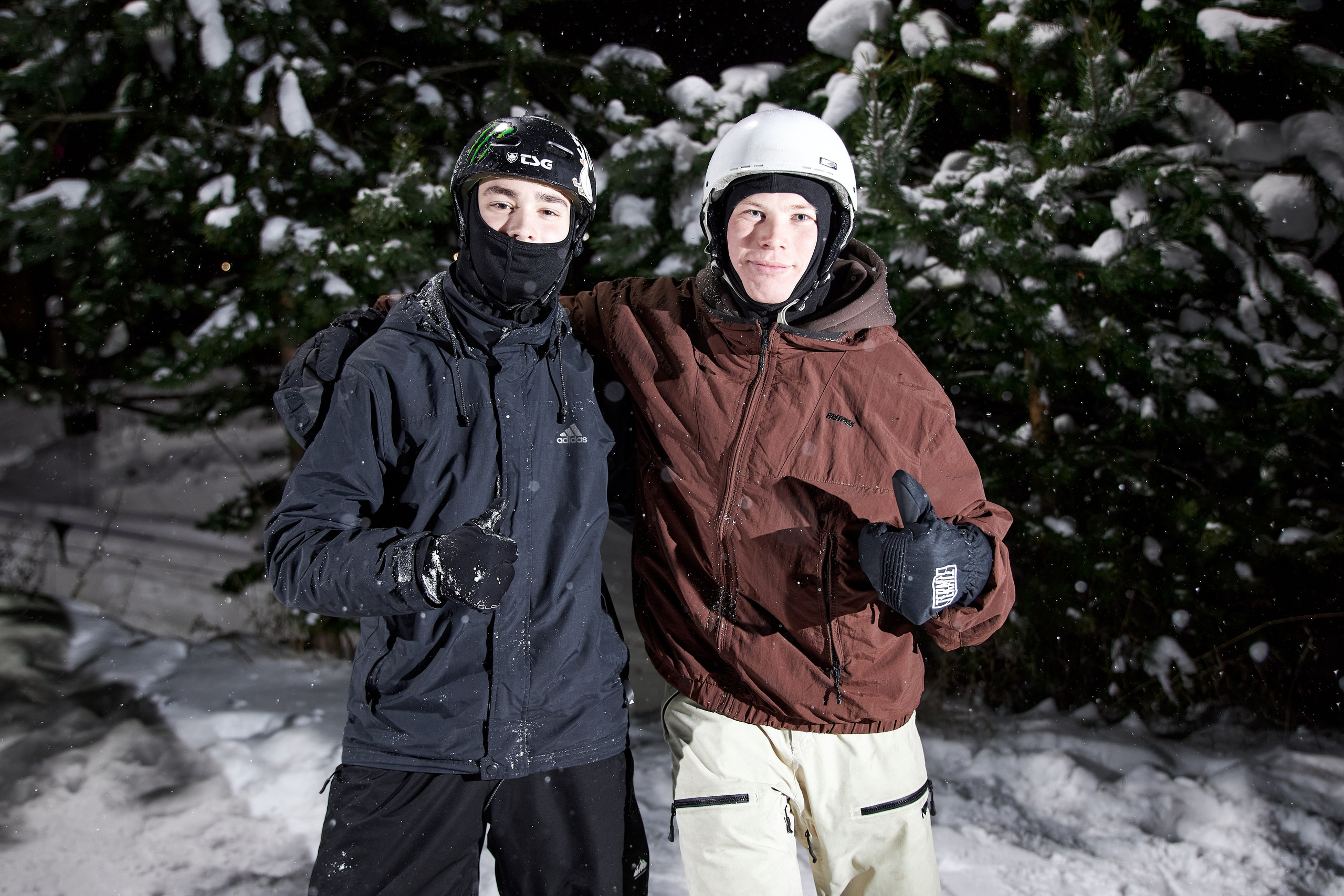 Сноубордисты. Фотограф Алексей Яковлев