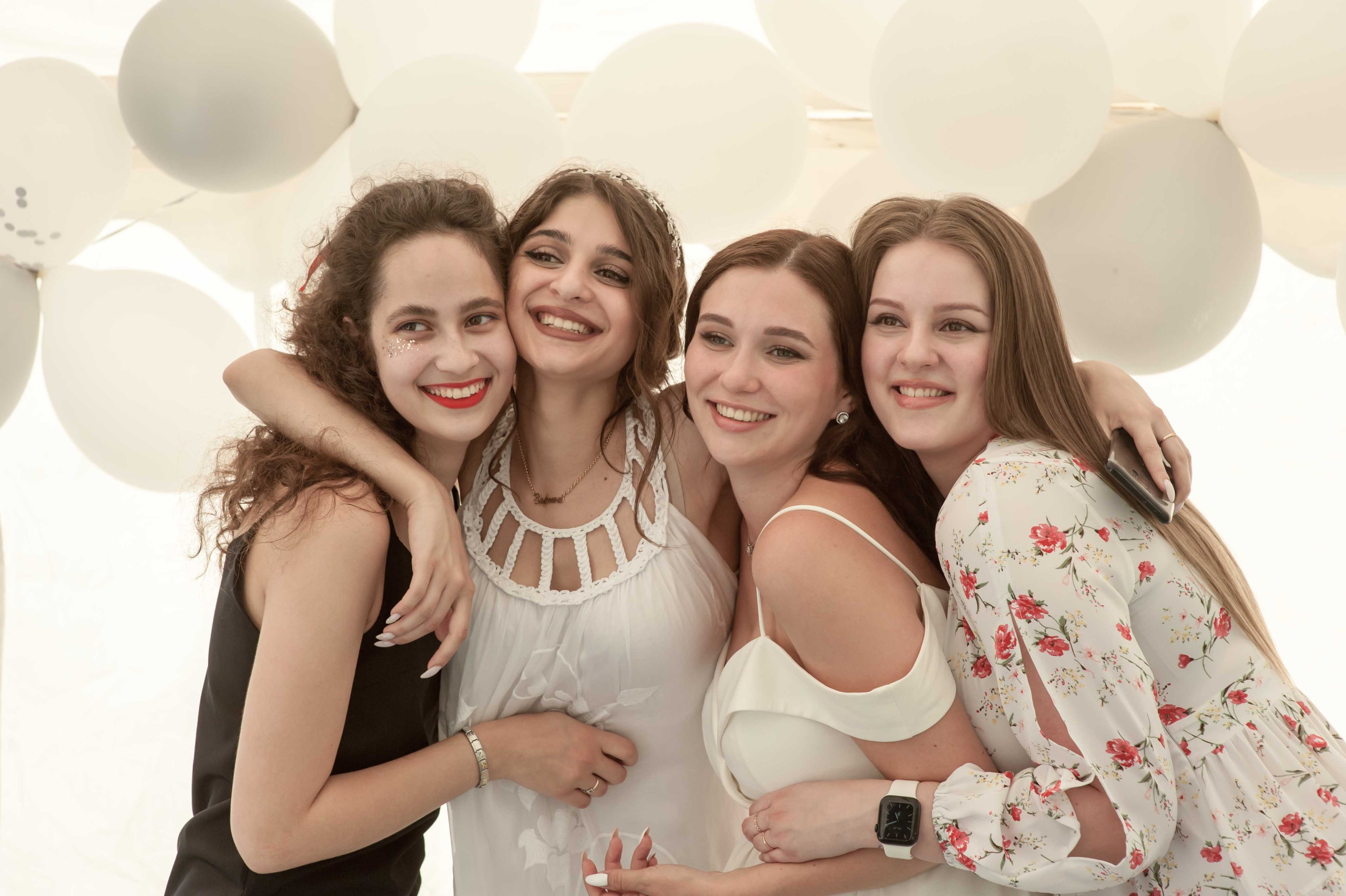 Лиза и Егор, Парк Горького, ЗАГС. Бренд-фотограф для экспертов и блогеров в Москве Влада Горбовская