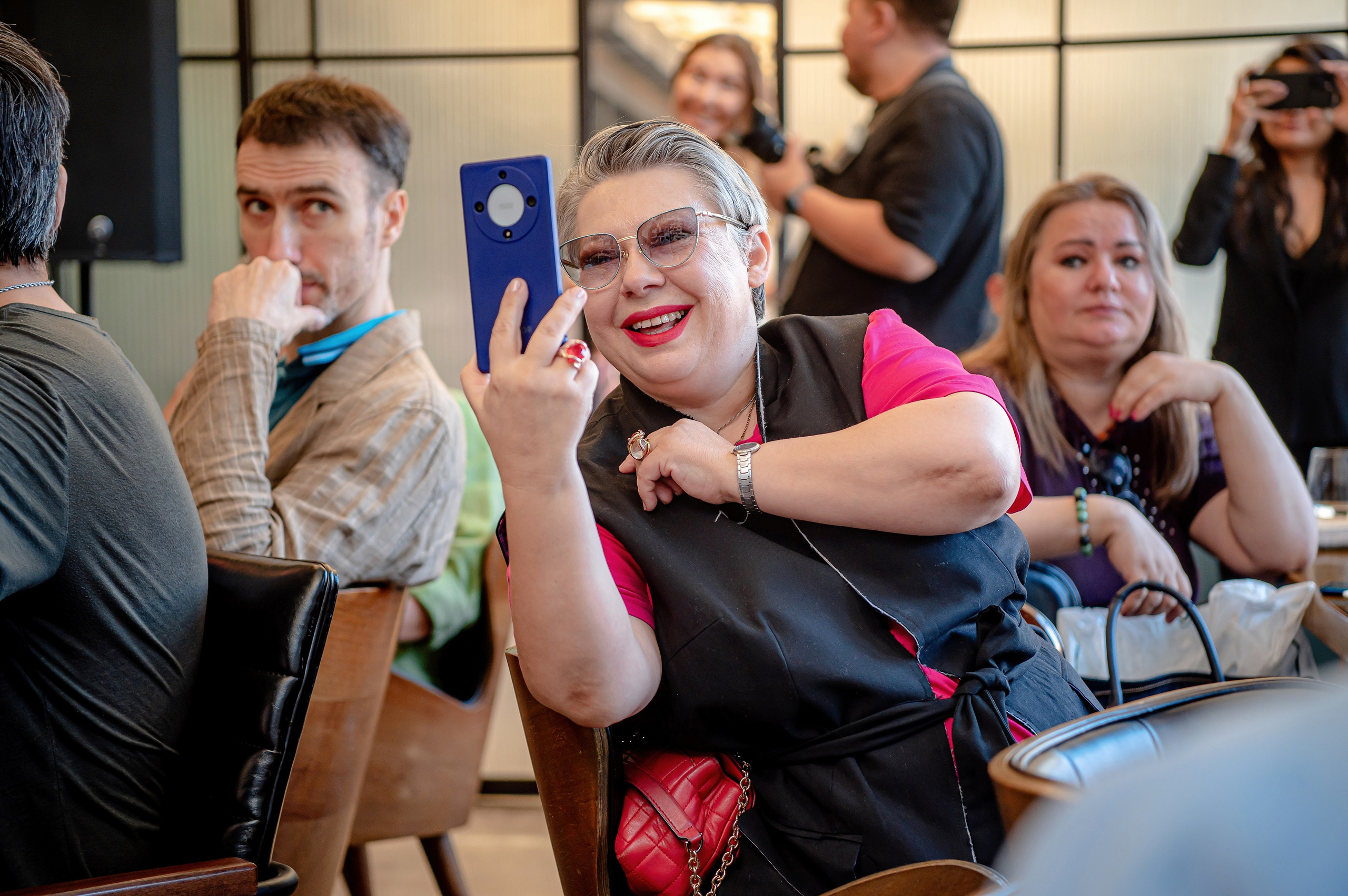 Конференции. Семинары. Елена Северина фотограф, Алматы: репортаж (спорт, концерты, конференции), предметная и фуд-съёмка, портреты, каталоги, фэшн, ретушь