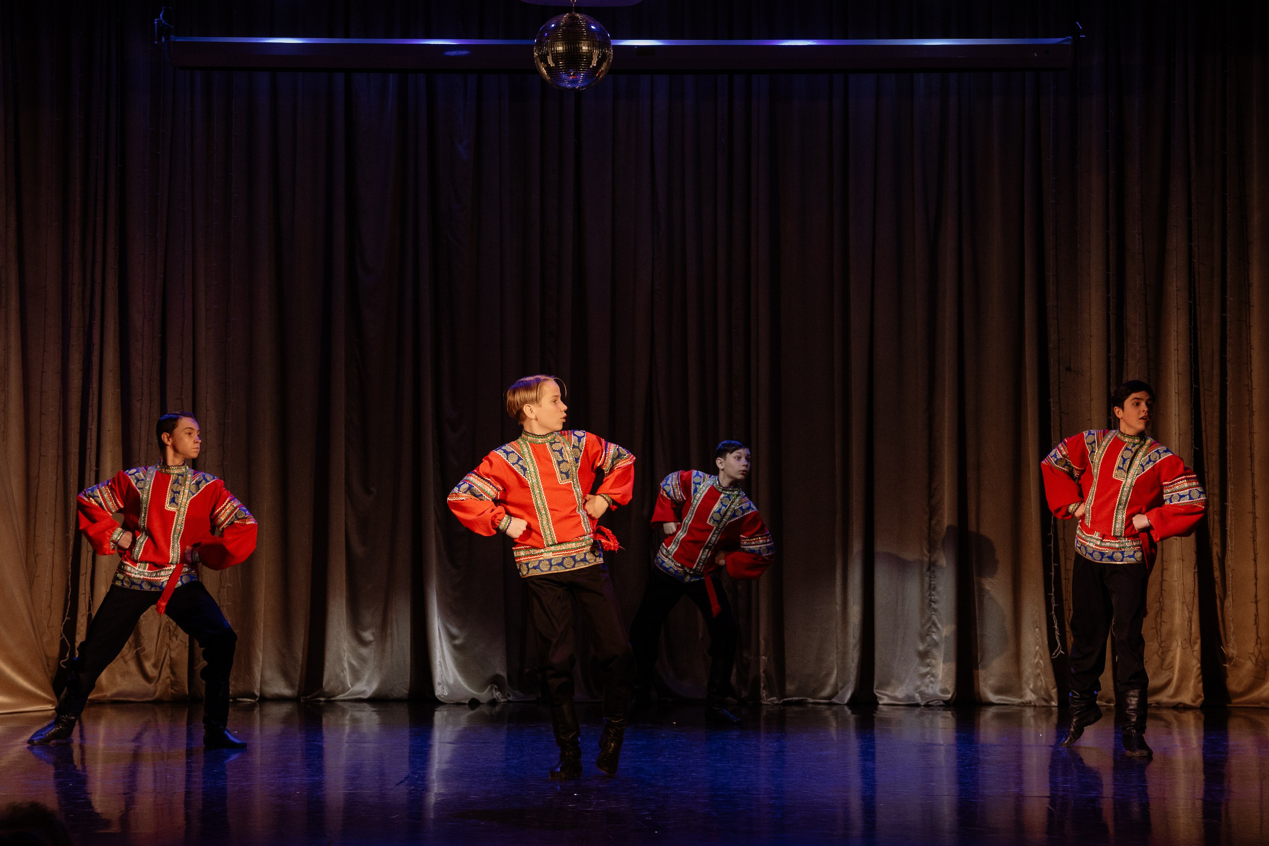 Сибирские узоры ДК Ефремова. Фотограф Юлия Мальцева