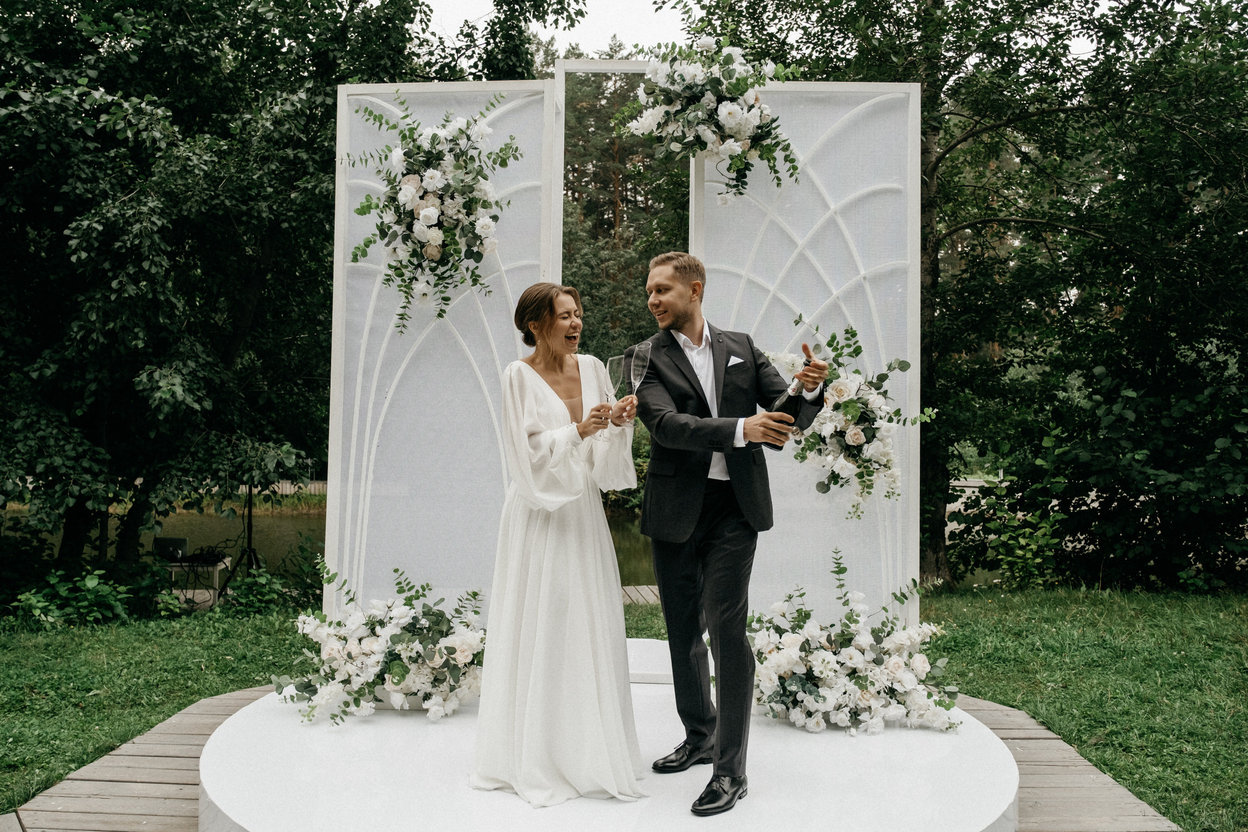 Light classic. Свадебный организатор Екатеринбург