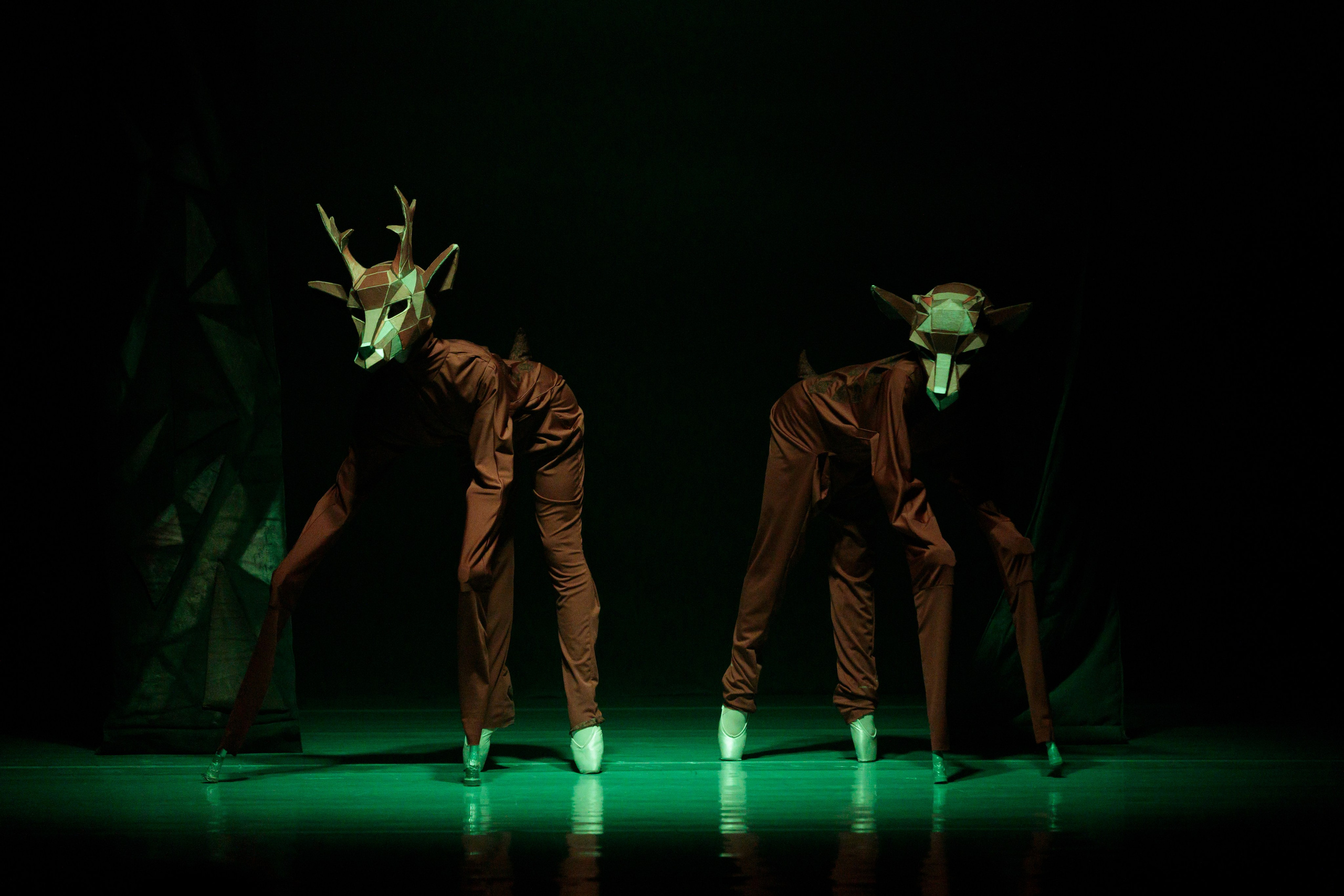 Спектакль «Жар-птица». Художник по свету Максим Сергачев