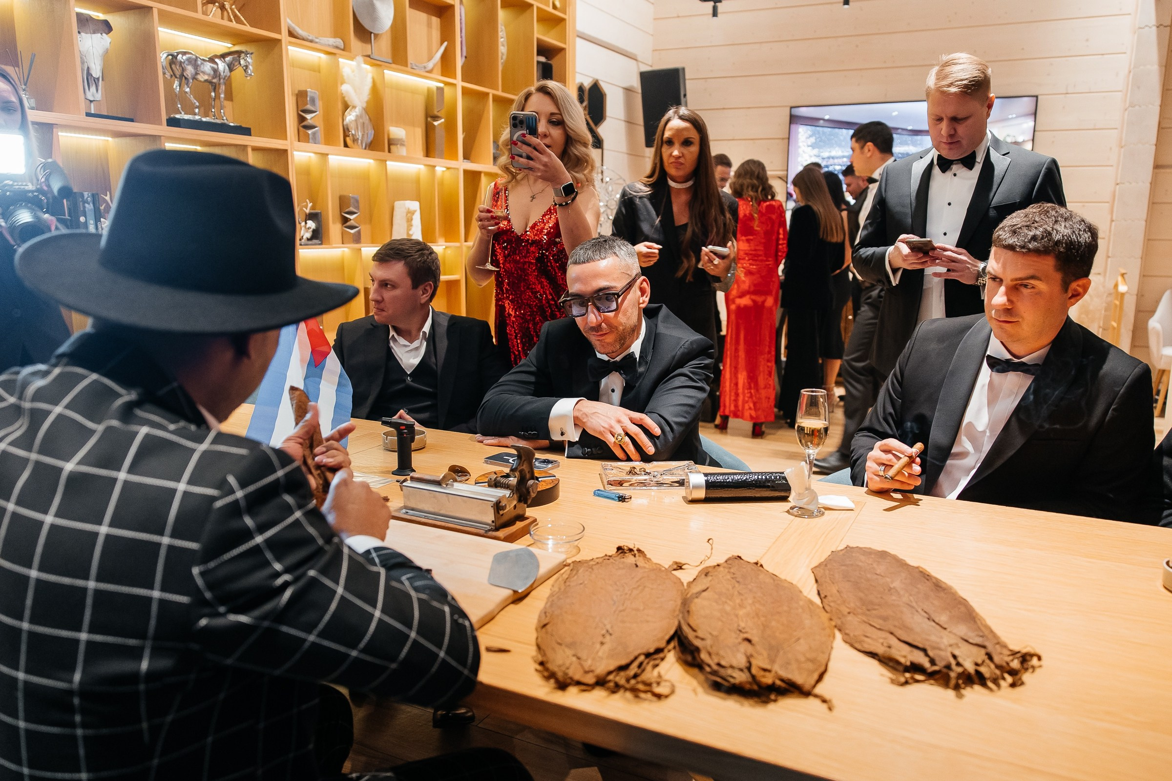 Денису 35 лет. Репортажный и свадебный фотограф Катерина Потапова