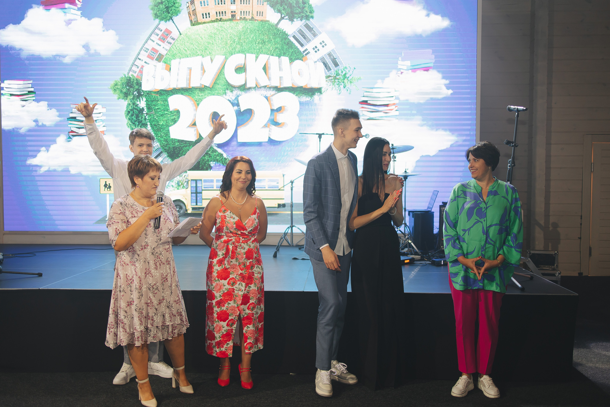 Выпускной Сосны. Свадебный и женский фотограф