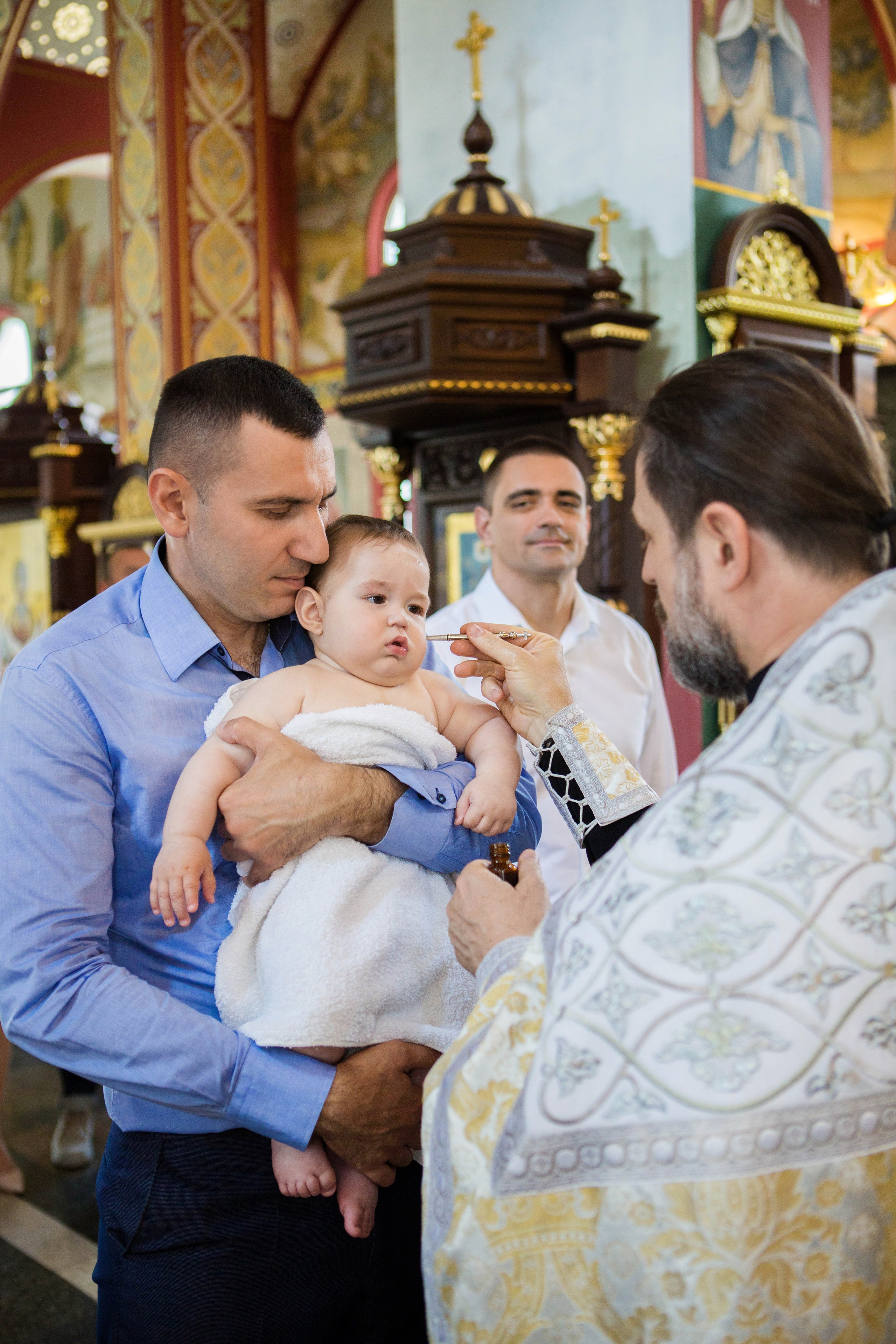 Крещение Александра. Храм Святого Духа. Свадебный семейный и детский фотограф в Краснодаре Карина Федоровская