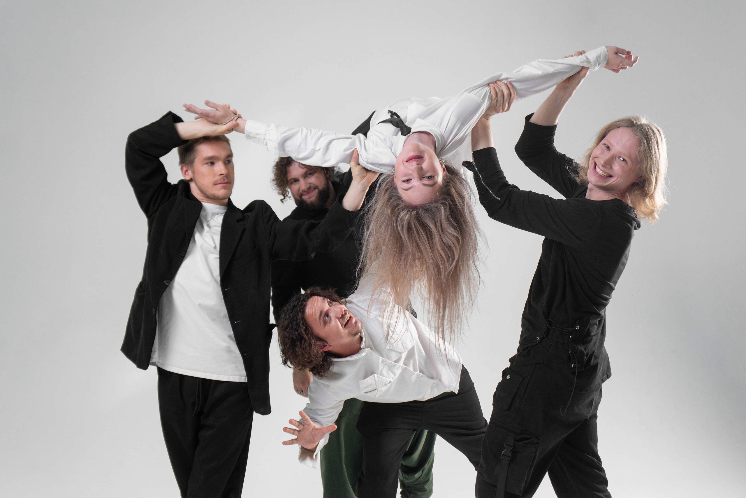 Команда Circus Zone. Фотограф / видеограф в Москве и Сочи Sofia Riversong