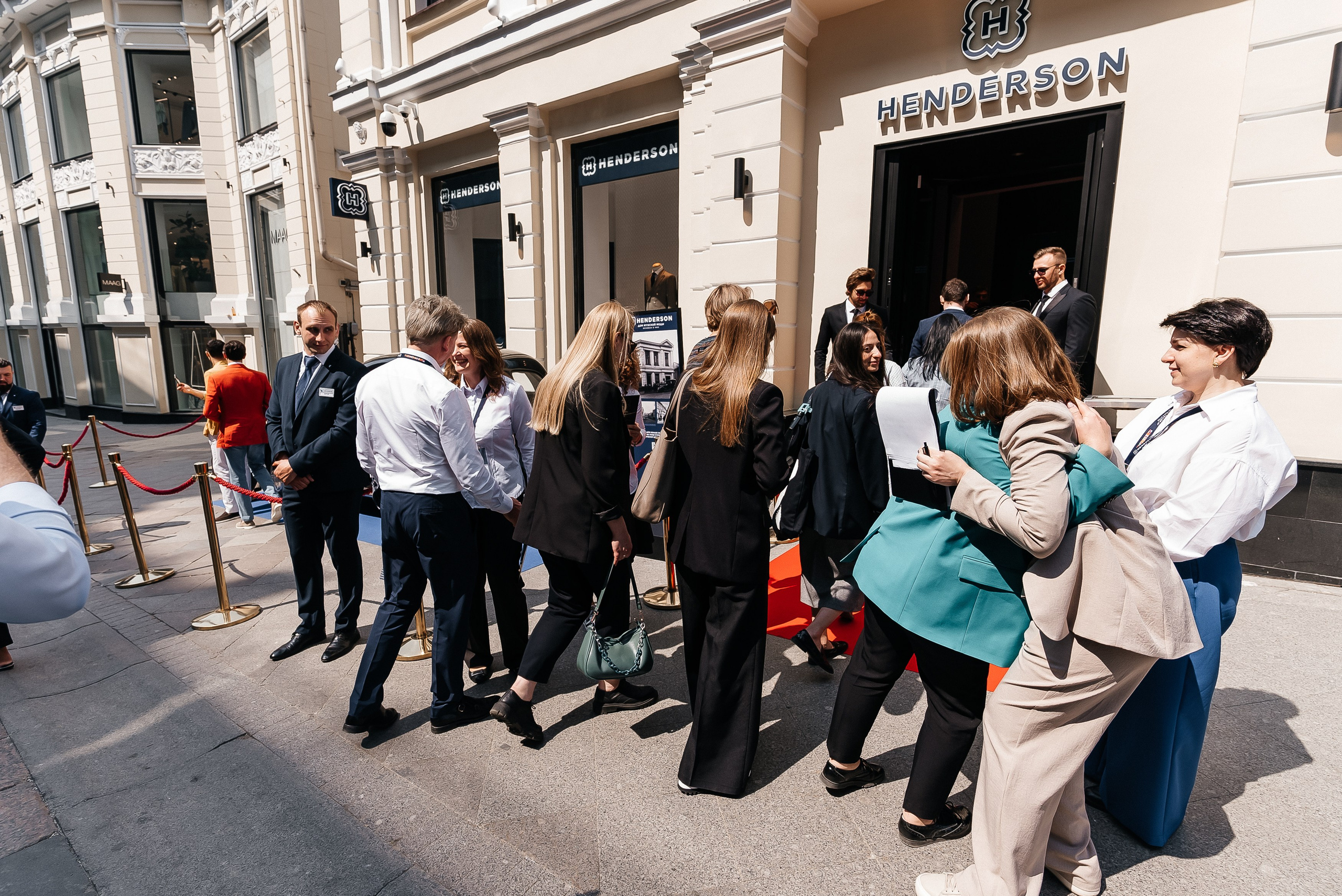 Henderson. Павел Краснов — Свадебный и репортажный фотограф в Москве