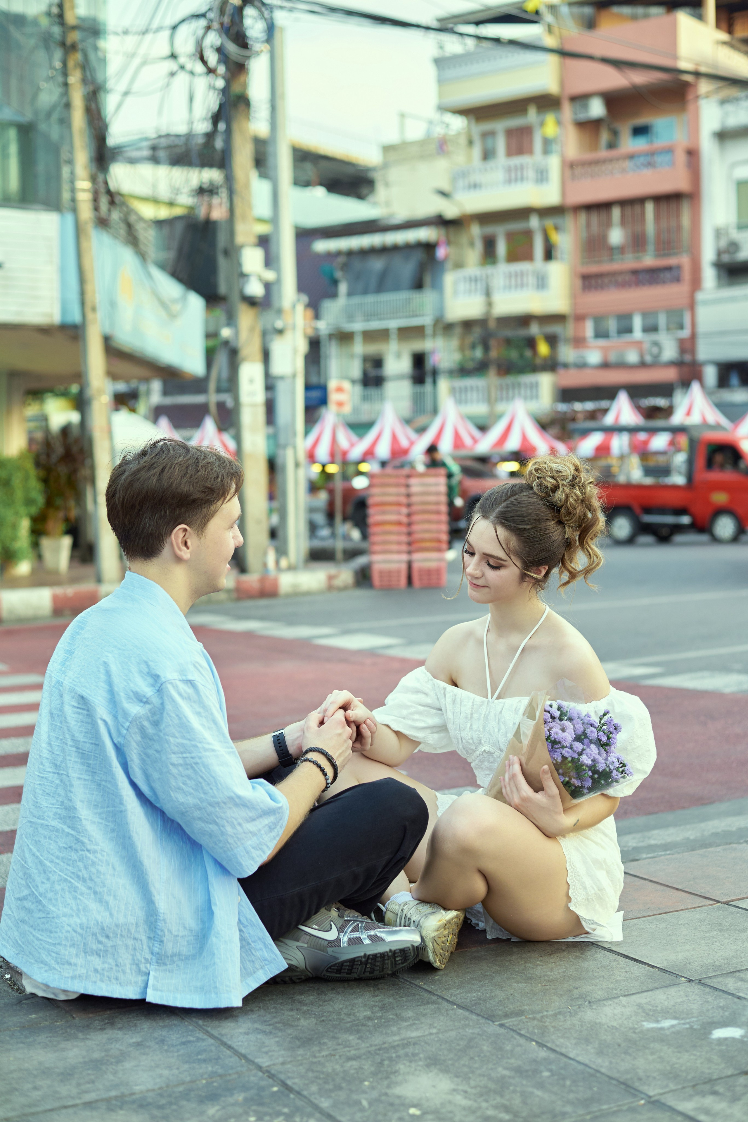 Lovestory photoshoot in Bangkok (story in Flowers market). Photographer Bangkok — Pattaya | фотограф Бангкок — Паттайа