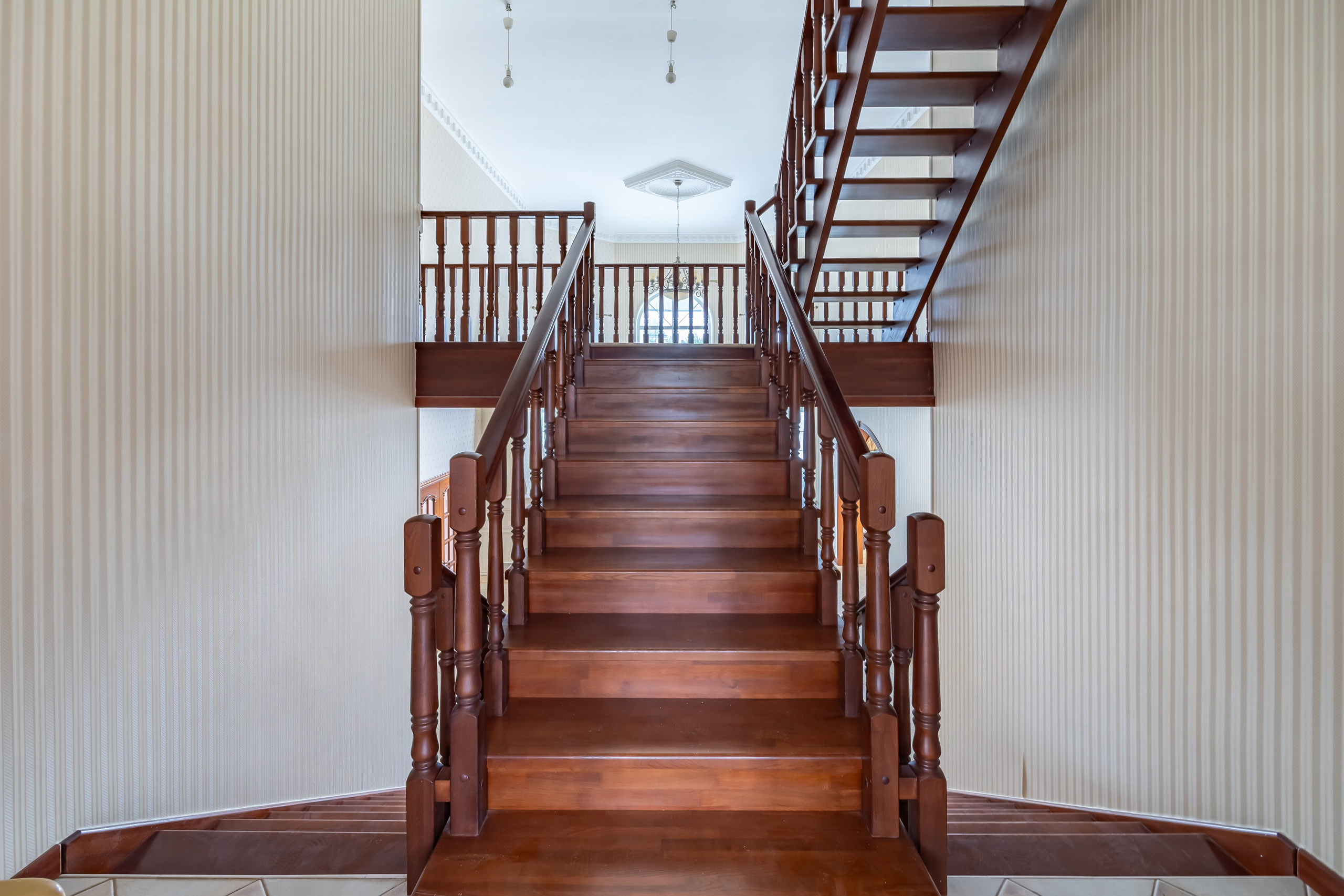 Дом для продажи в СНТ «Исток». Интерьерный фотограф в Москве Сергей Чекмезов