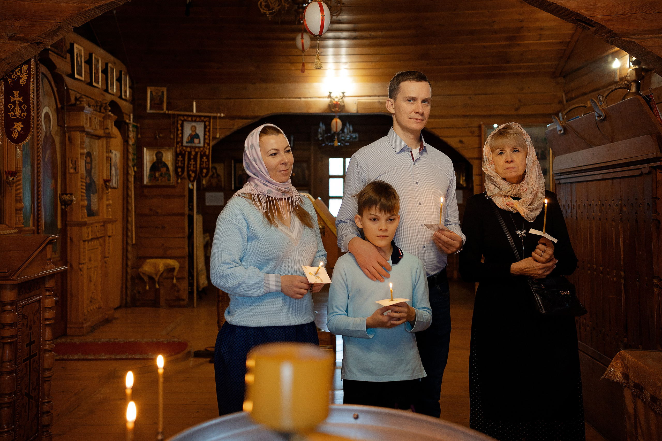 Таинство Крещения в храме Преподобного Сергия Радонежского в Новых Ватутинках…. Семейный и детский фотограф в Москве Екатерина Офицерова