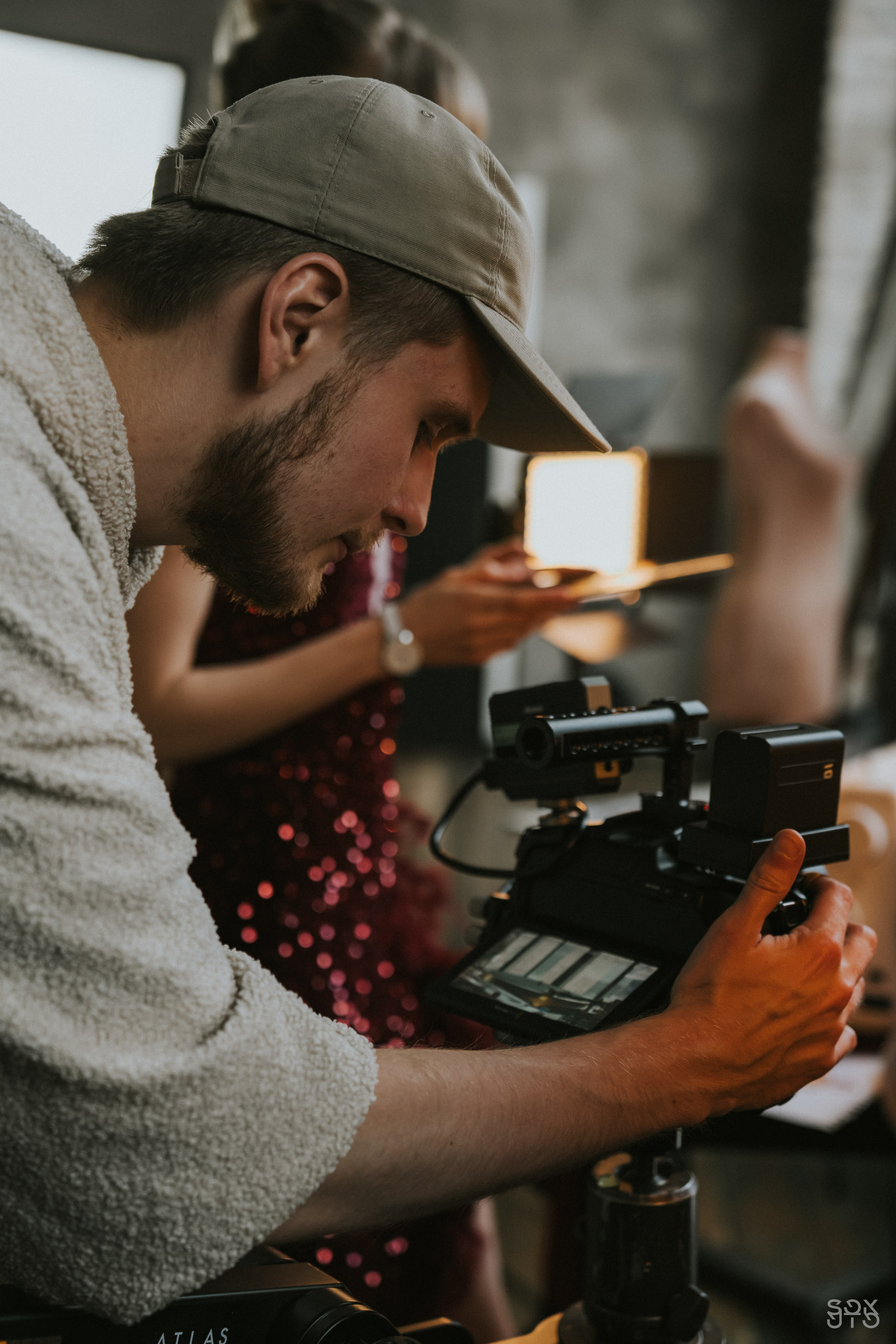 Видеопродакшн BACKED ROLL