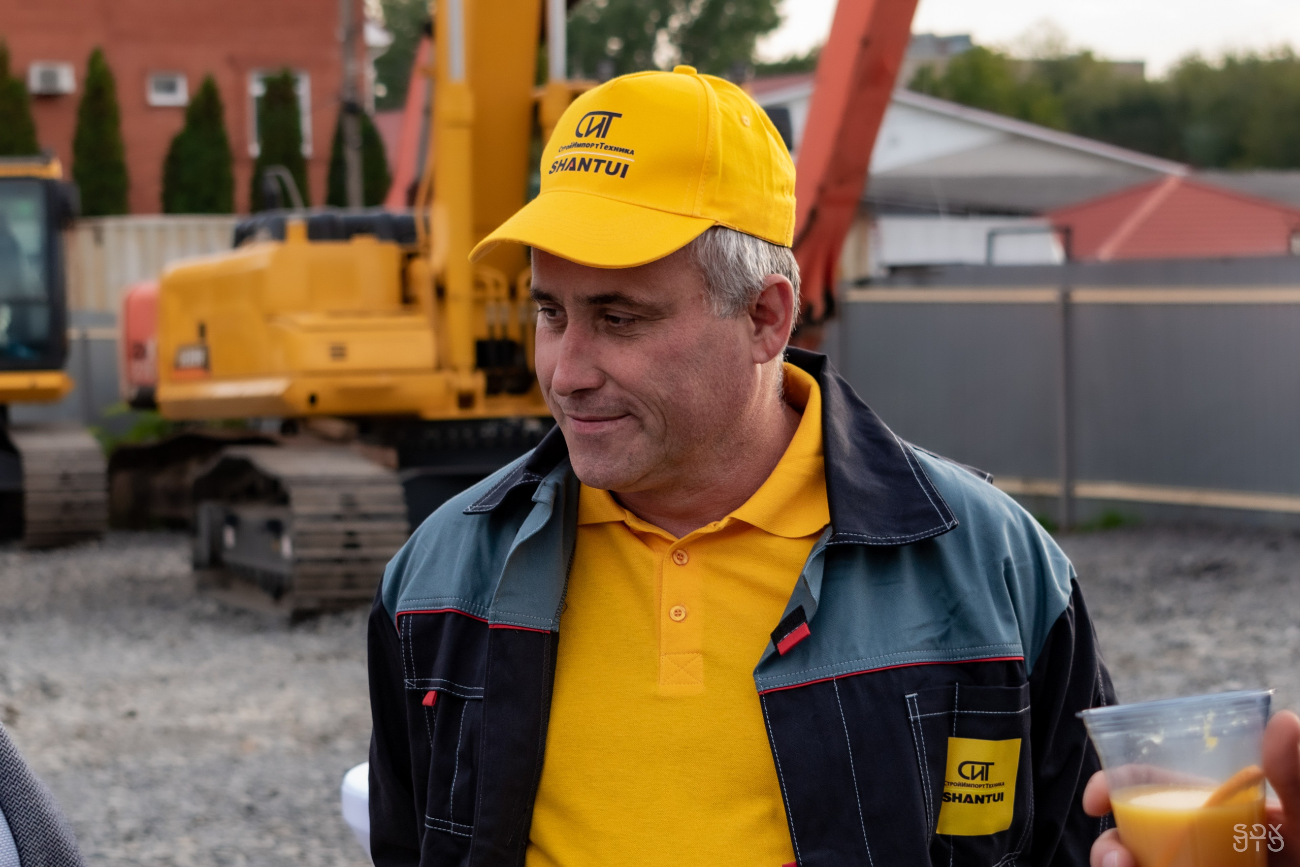 Строительная компания SHANTUI