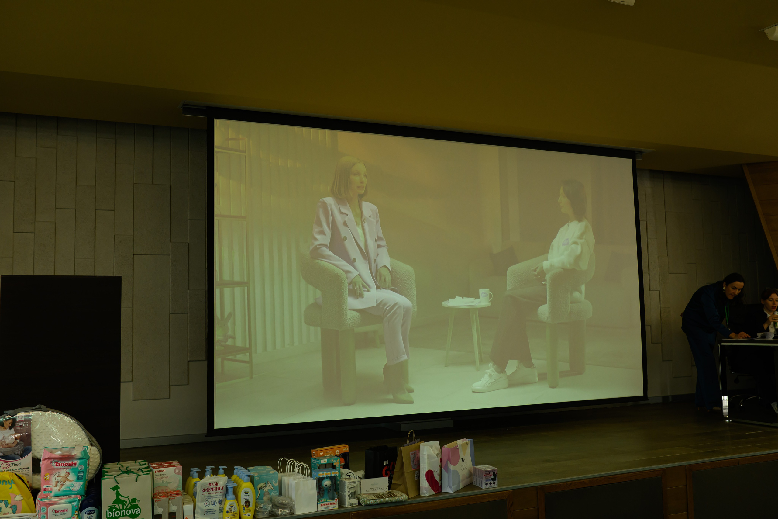 Праздник материнства ноябрь 2025. Профессиональный фотограф Елена Красилина г.Ярославль, г. Рыбинск