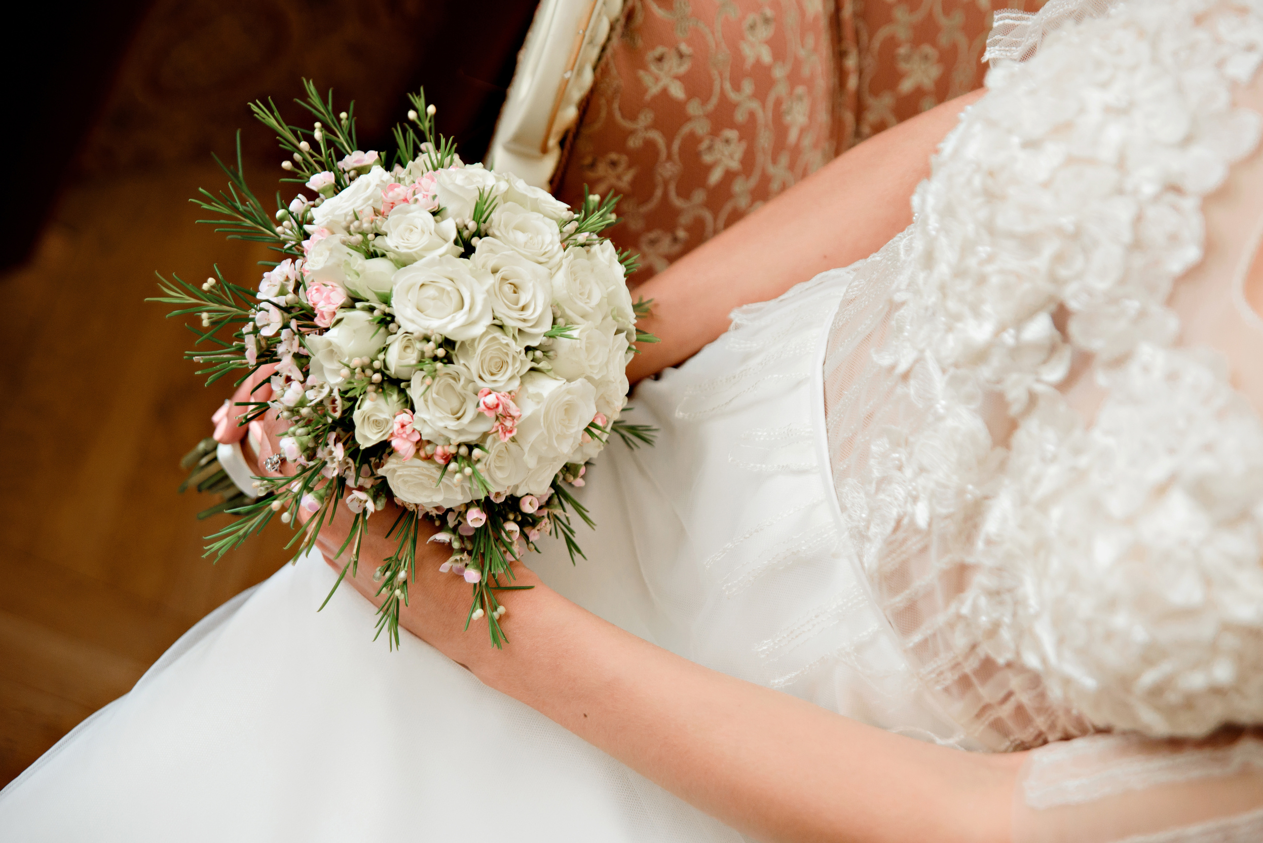 Свадебная фотосессия в Грибоедовском загсе. Фотограф Москва