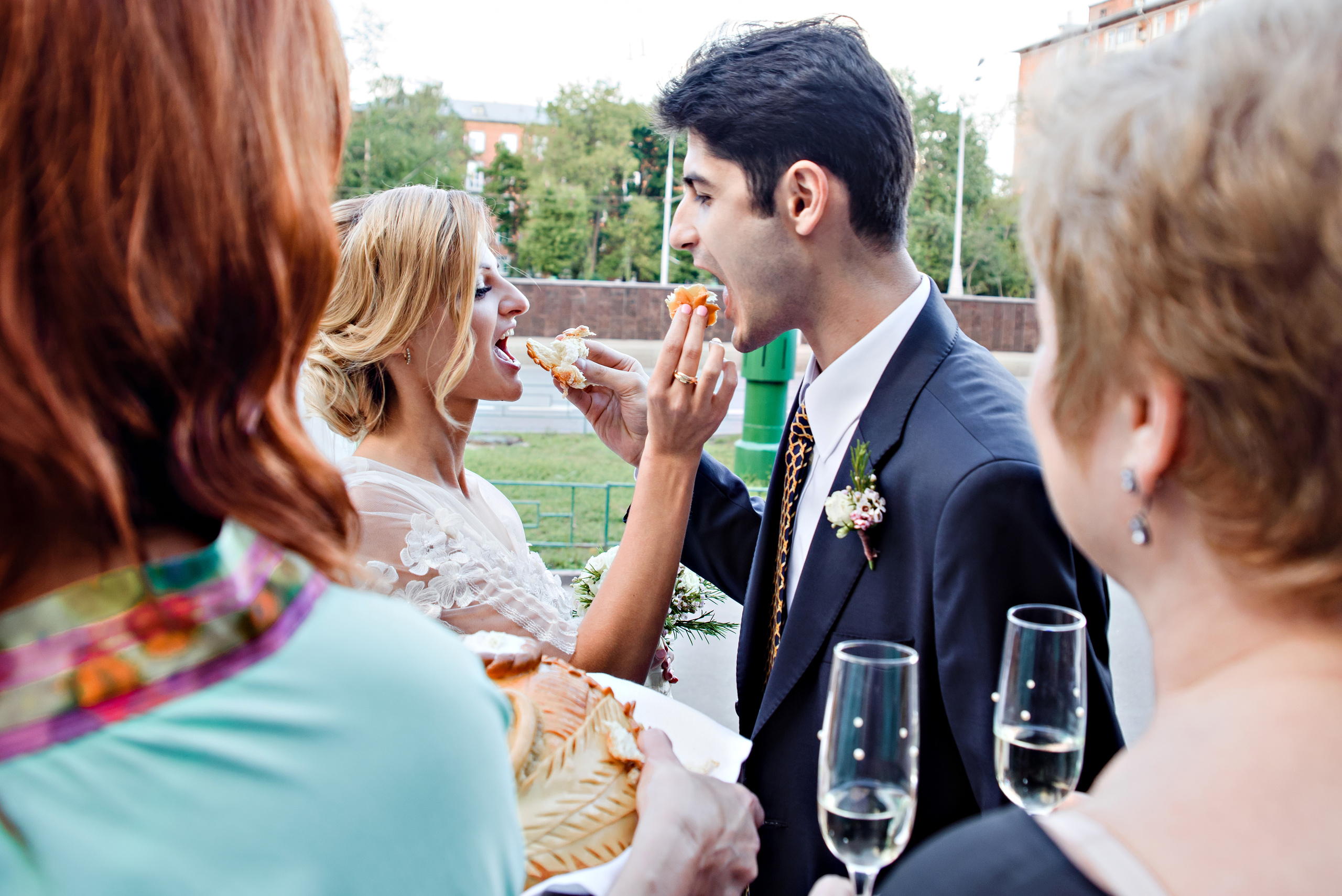 Свадебная фотосессия в Грибоедовском загсе. Фотограф Москва