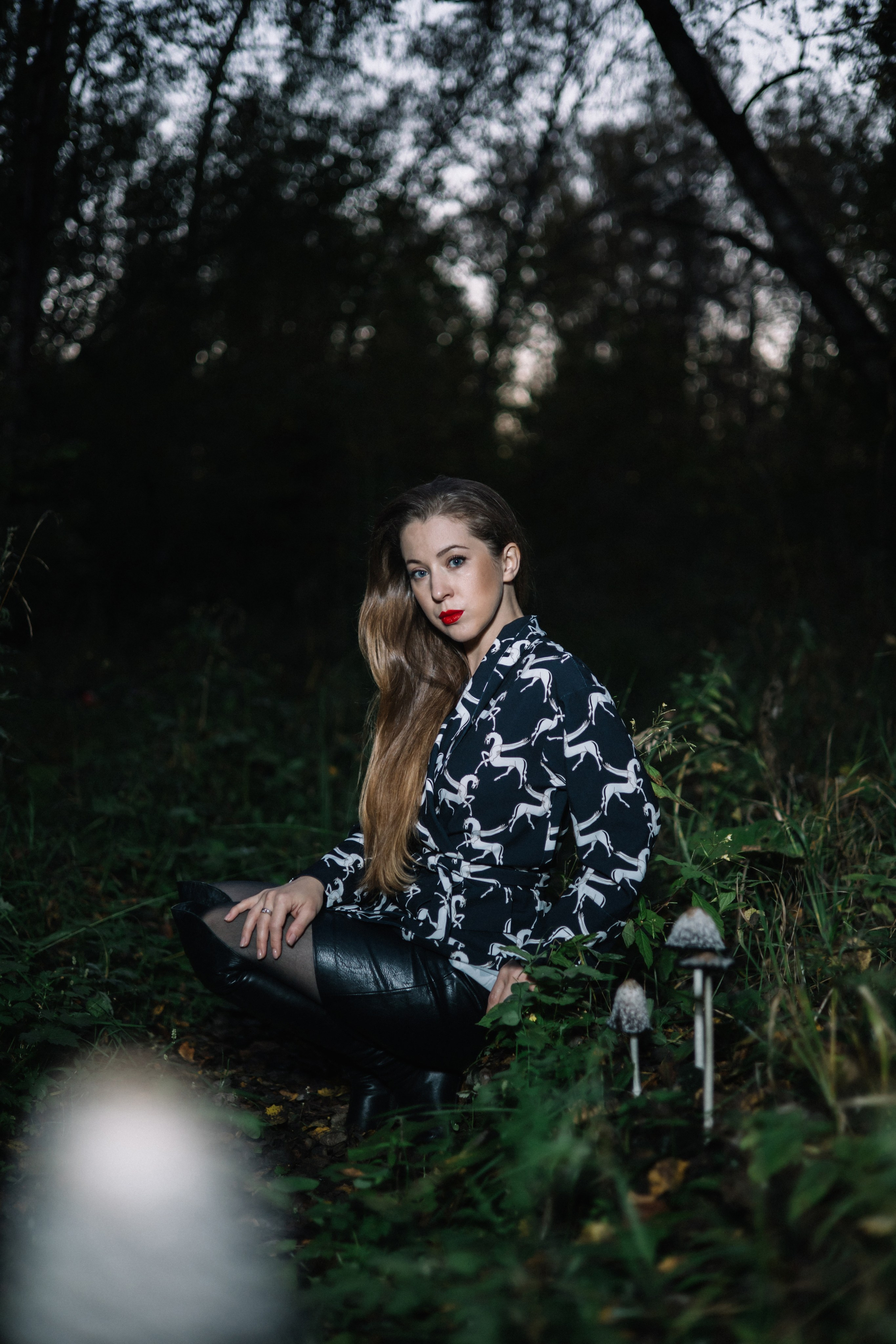 Евгения в лесу. Сказочный фотограф для Вас и Вашей семьи