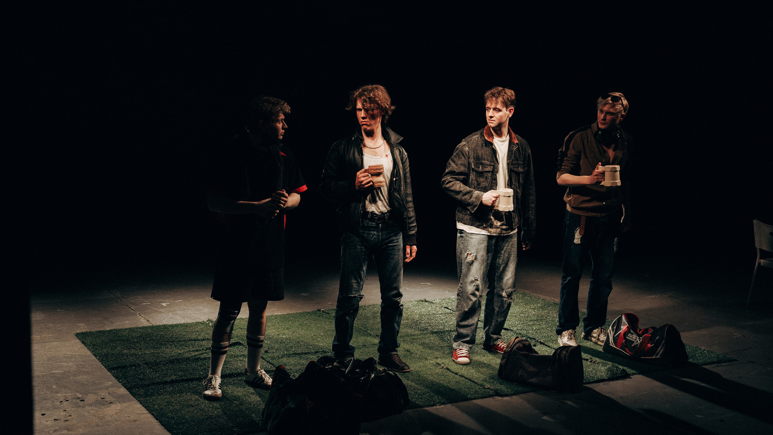 Клей. Спектакль. Профессиональный фотограф в Санкт-Петербурге Александр Волосенцев