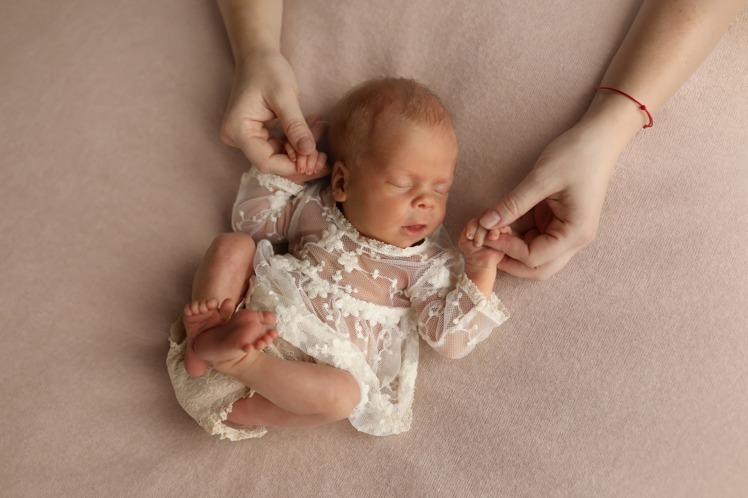 Настя и Оленька 16 дней. Семейный, женский, событийный фотограф. Съемки ЛЮБОЙ СЛОЖНОСТИ