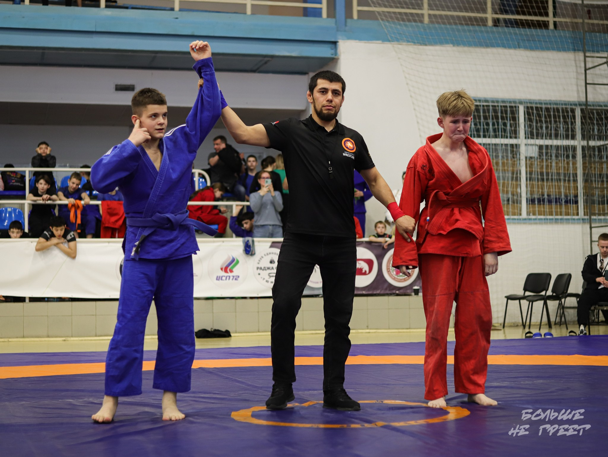 ПЕРВЕНСТВО УРФО ПО СПОРТИВНОЙ БОРЬБЕ ГРЭППЛИНГ И ГРЭППЛИНГ-ГИ. Больше не греет