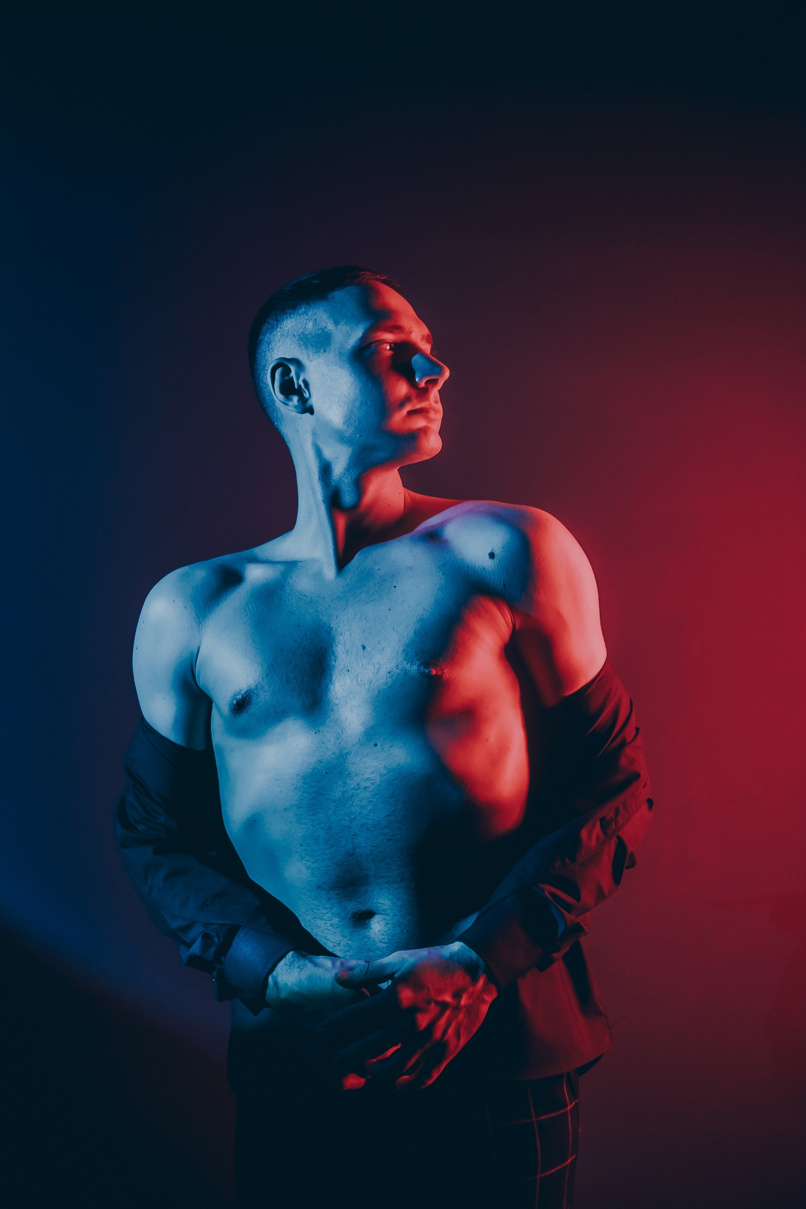 Евгений. Съёмка с лазером. Фотограф Регина Крикунова г. Красноярск