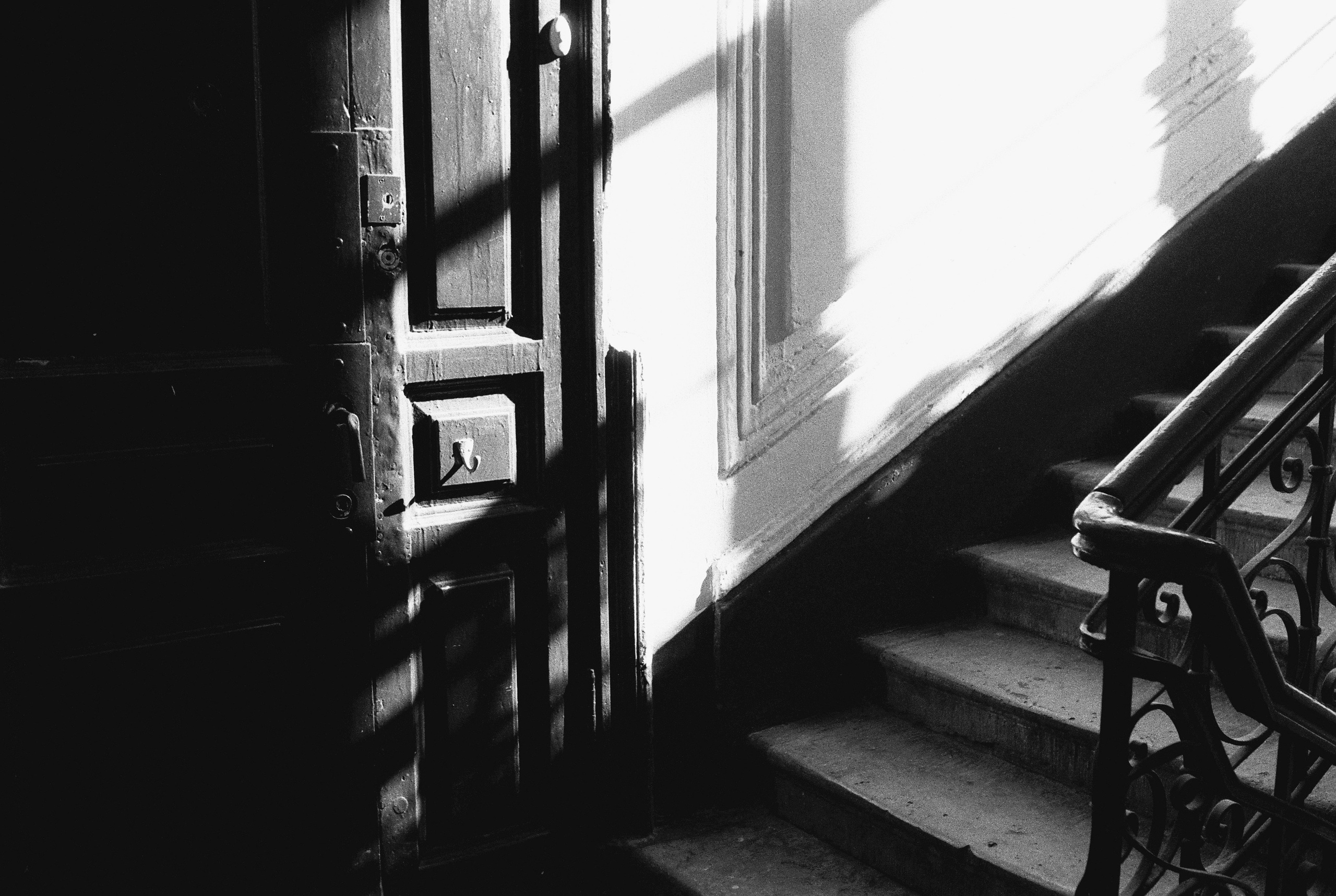 Фотографии черно-белые. Свадебный и семейный пленочный фотограф в Петербурге Истомина Ирина