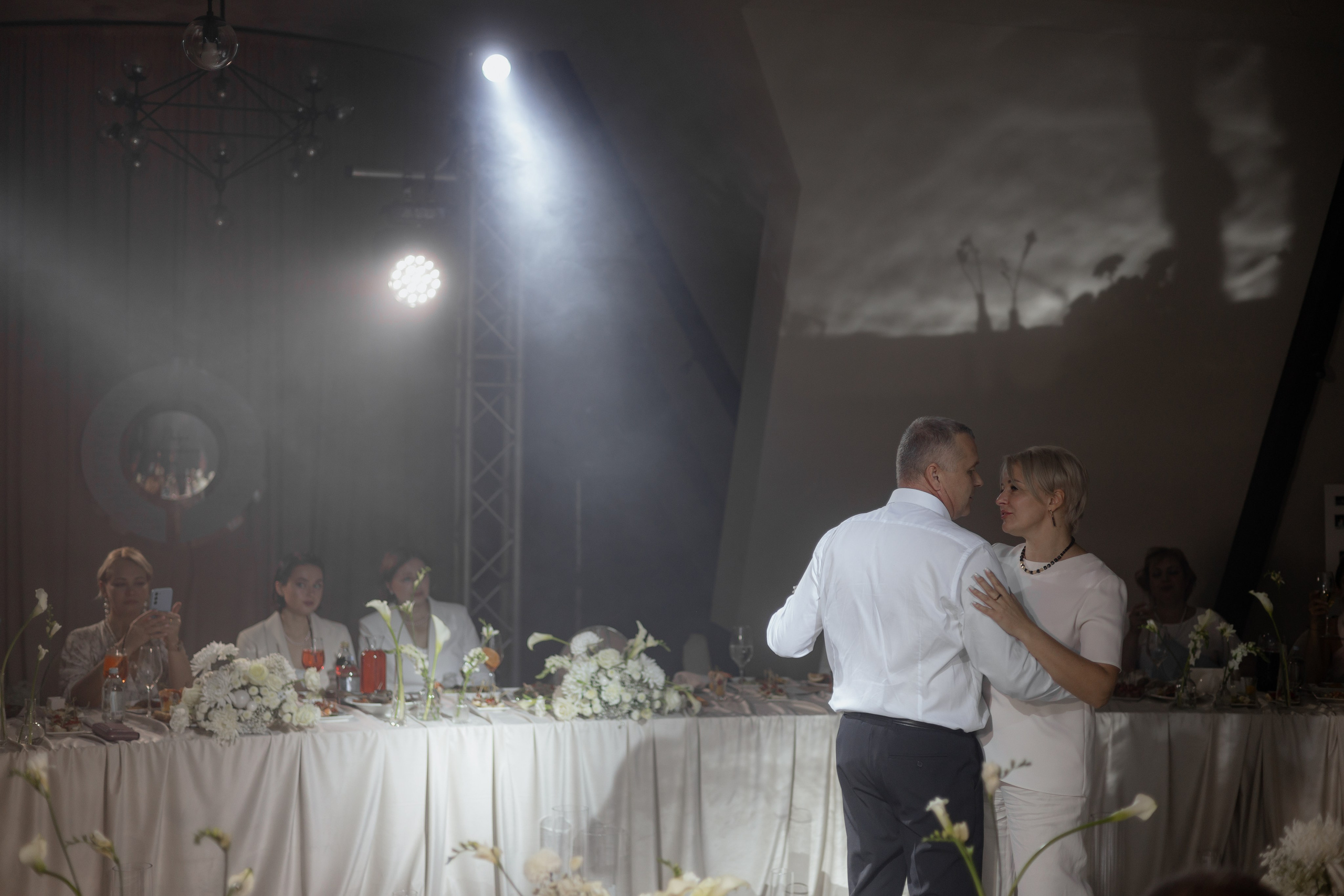 «С днем Рождения, Вика» группа «Корни»