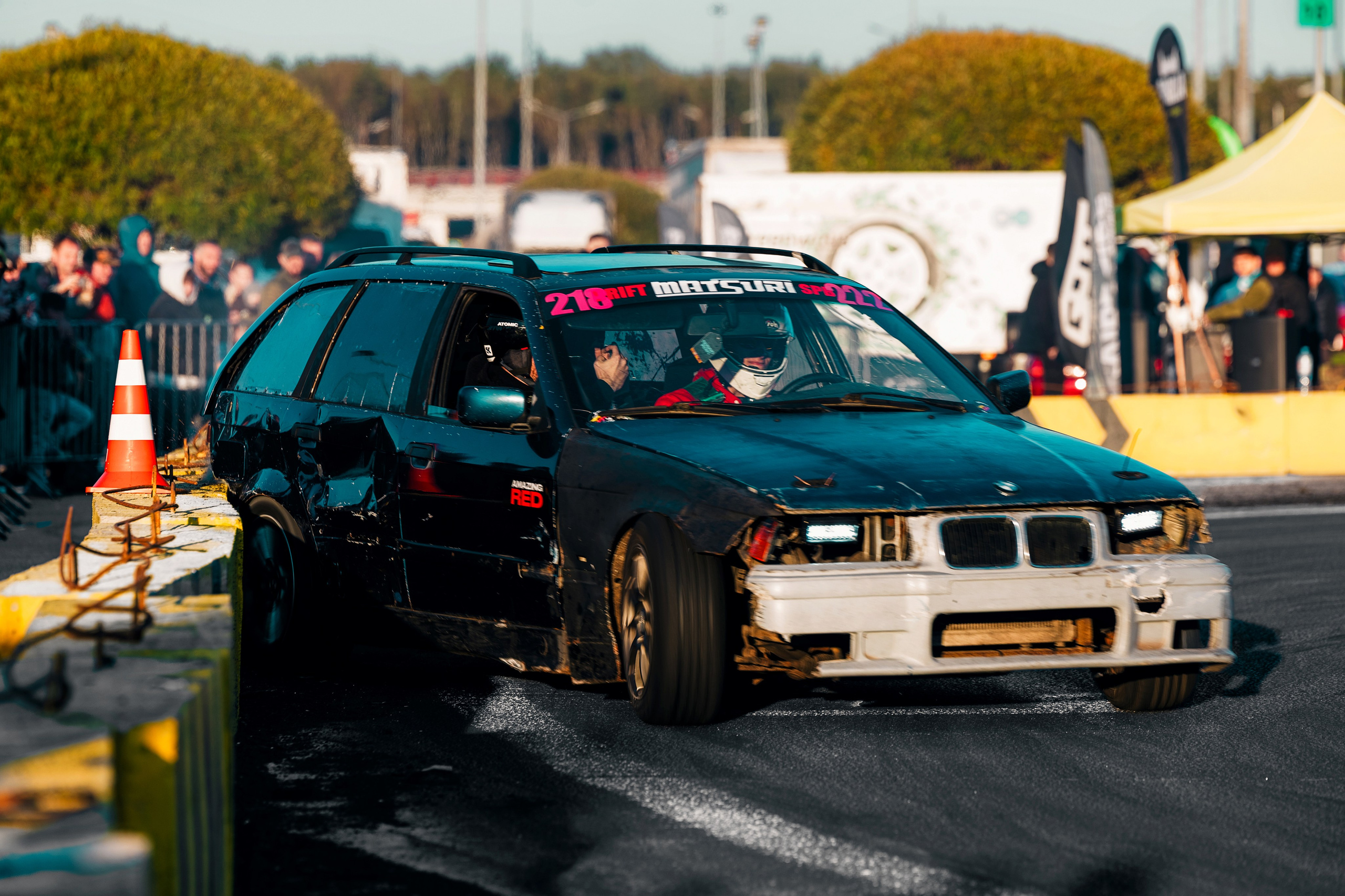 Фотографии закрытия сезона 2025 VibeSide — дрифт и автошоу у МЕГА Дыбенко, Санкт-Петербург