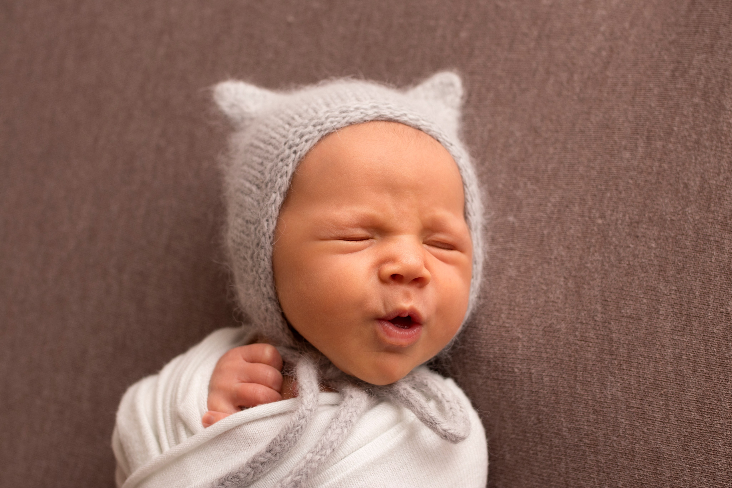 Красивые фотографии малышей у Вас дома. Фотограф новорождённых в Санкт-Петербурге Лилия Яковлева